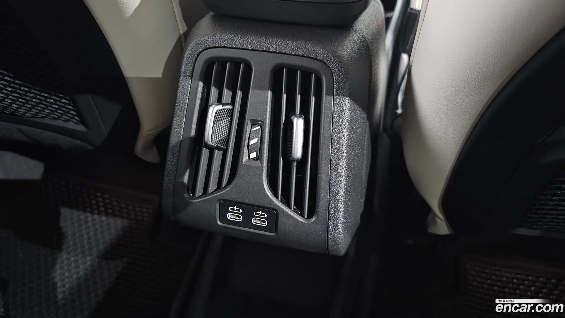 X2 (F39) BMW 2024.9-OPTION-046