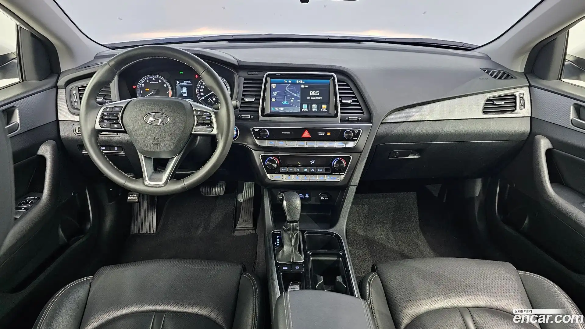 Sonata Hyundai 2018.4-INNER-007