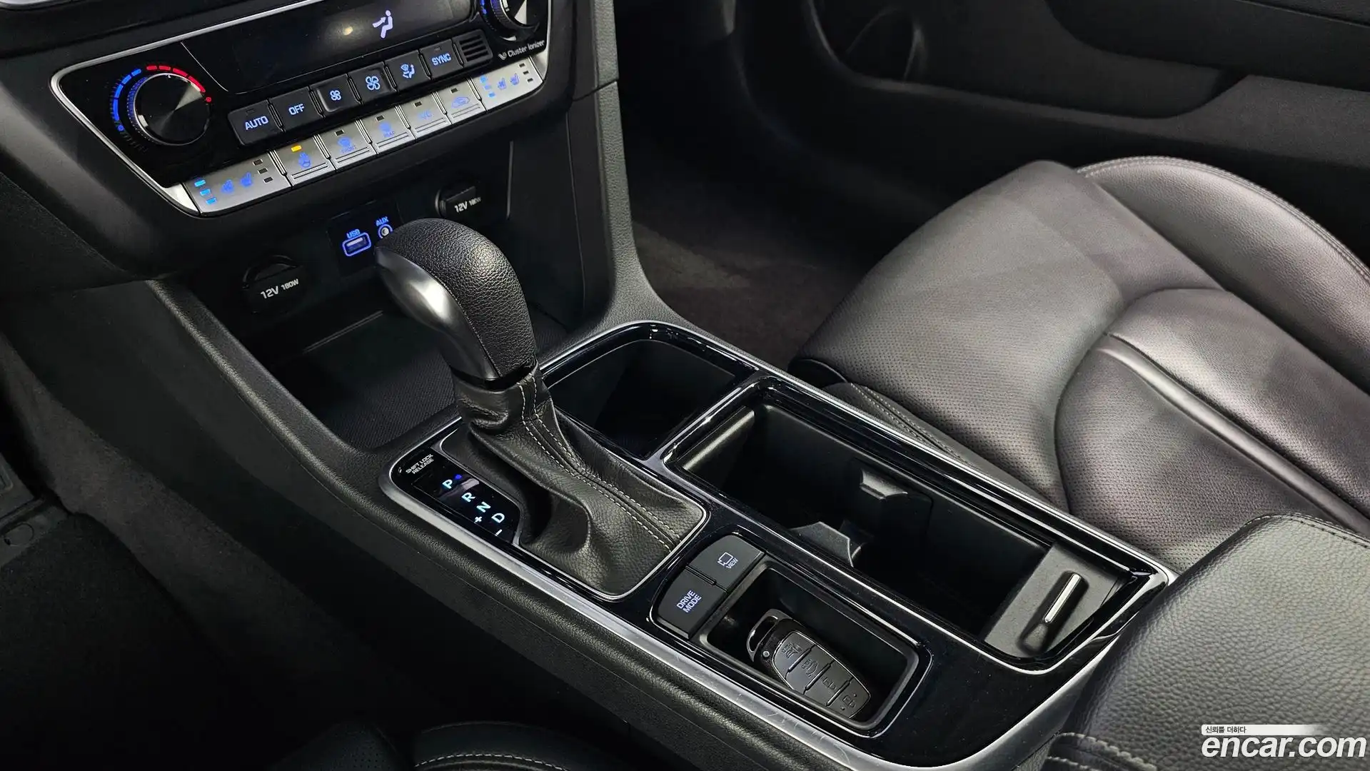 Sonata Hyundai 2018.4-INNER-009