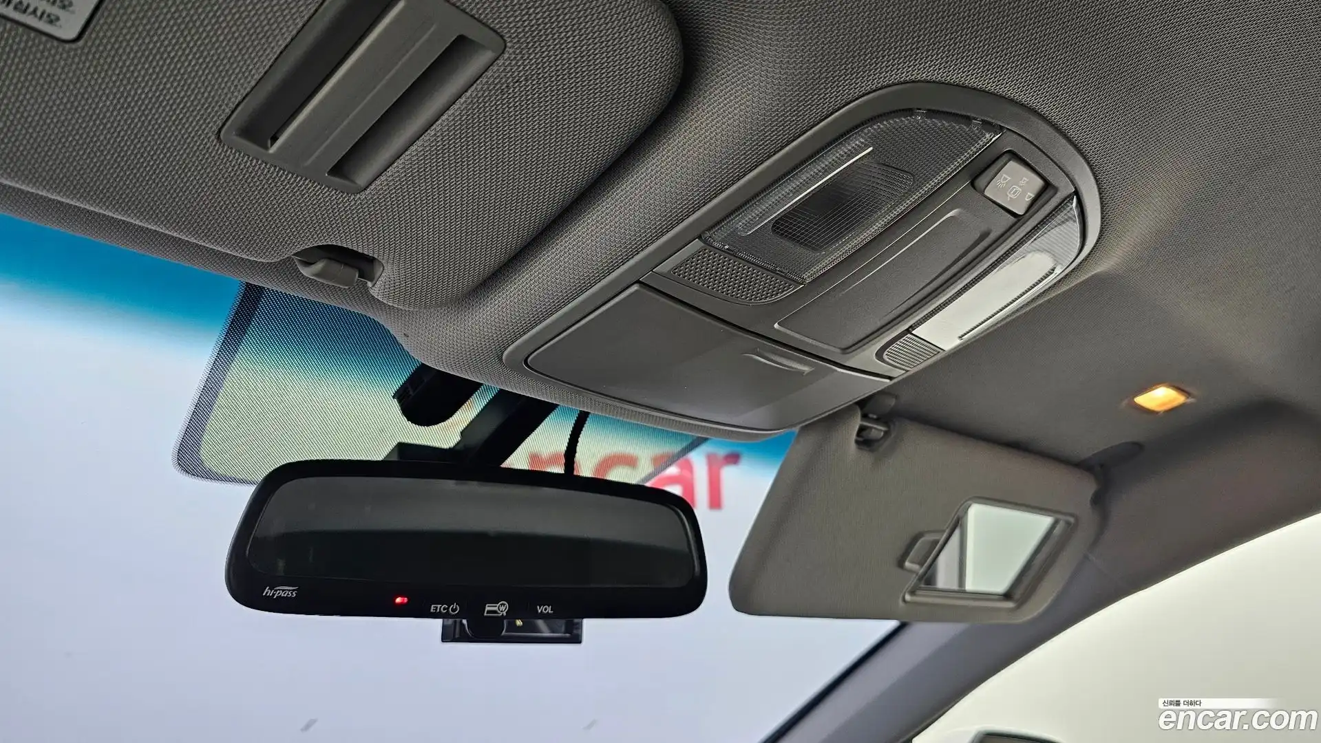 Sonata Hyundai 2018.4-OPTION-024