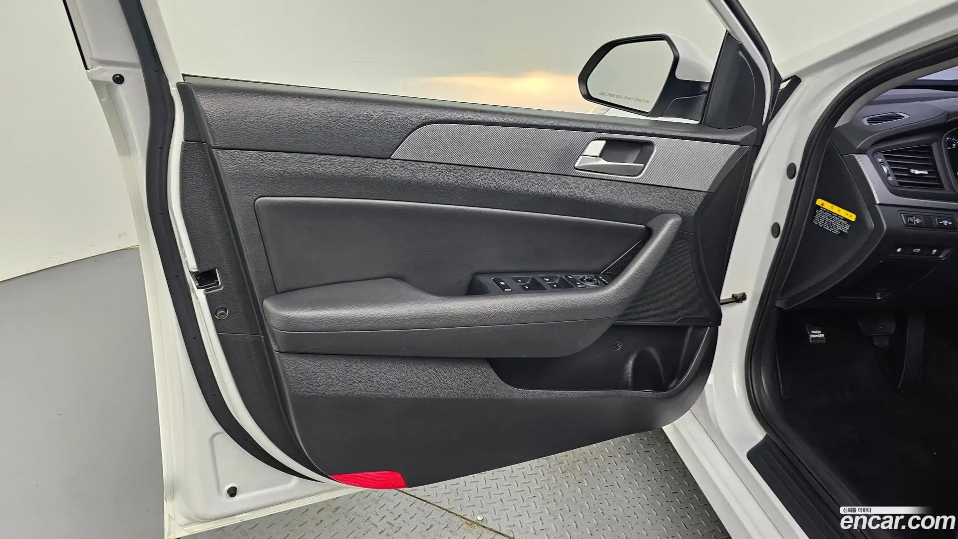 Sonata Hyundai 2018.4-INNER-034