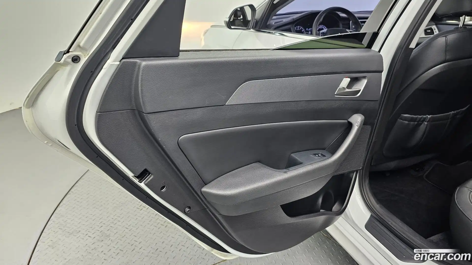 Sonata Hyundai 2018.4-INNER-035