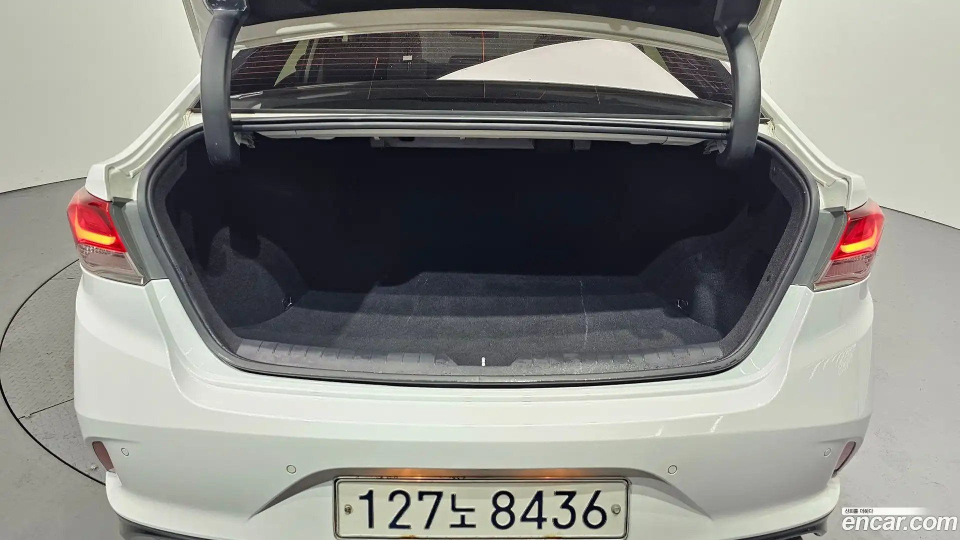 Sonata Hyundai 2018.4-OPTION-041
