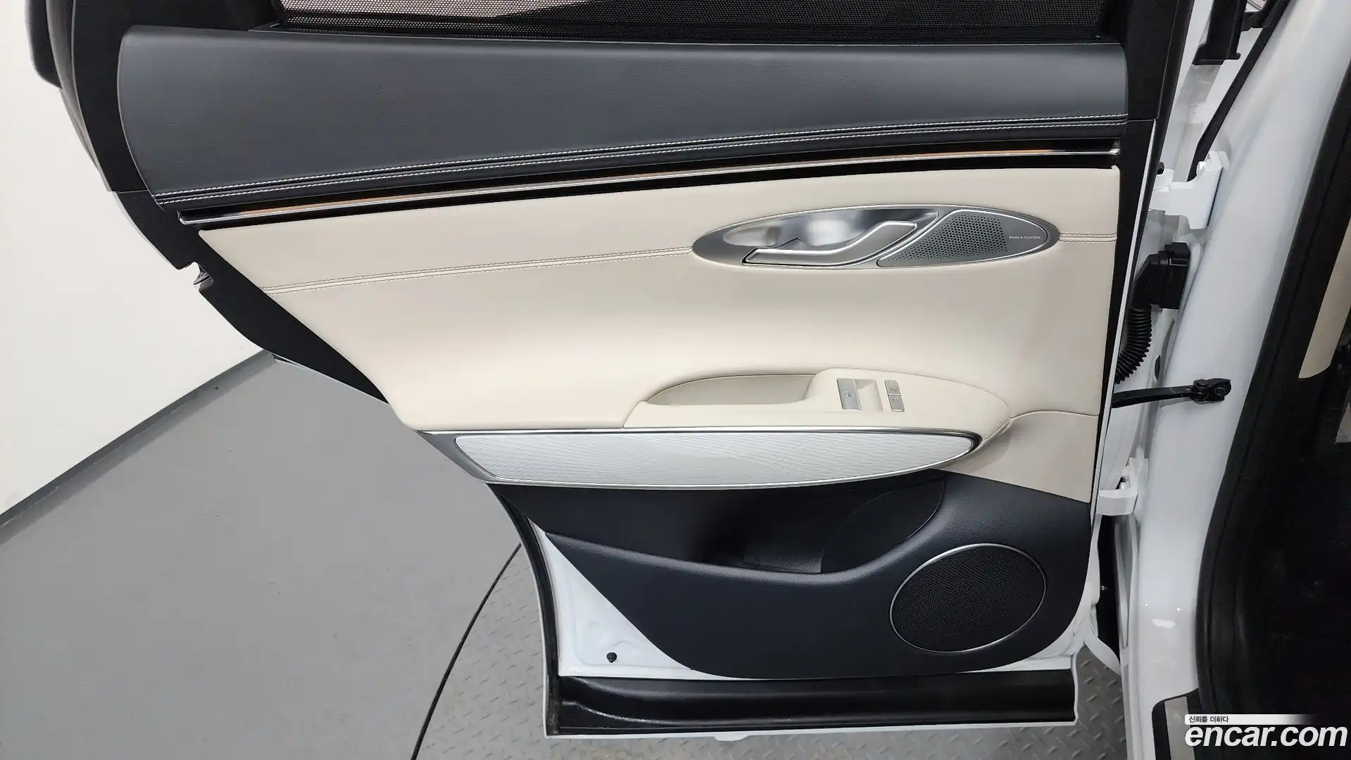 GV70 Genesis 2025.7-INNER-035