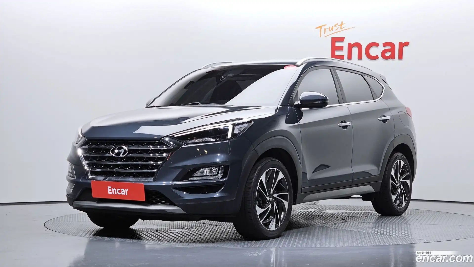 Tucson Hyundai 2019.6-OUTER-001