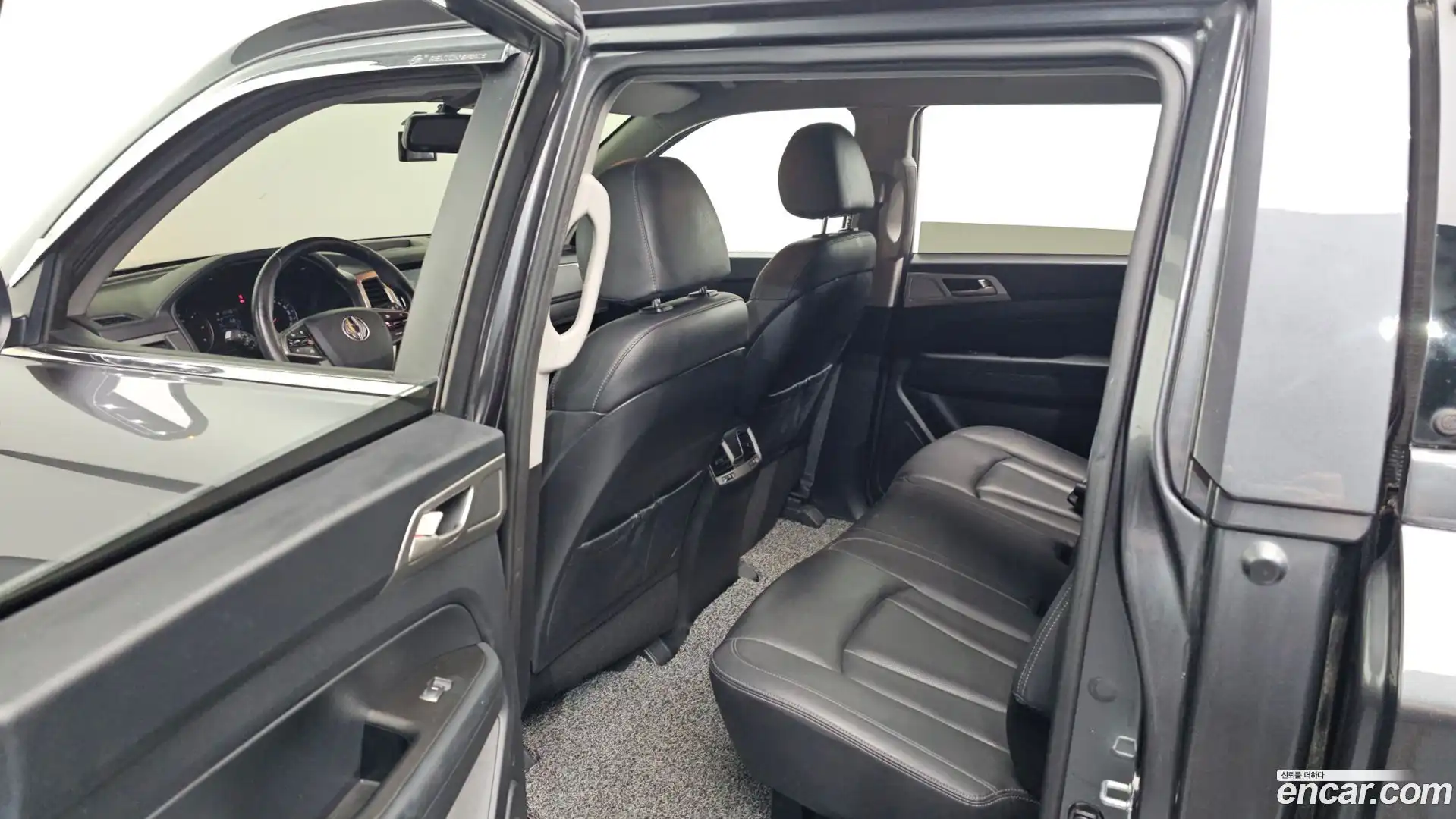 Rexton KG Mobility 2019.8-OPTION-016