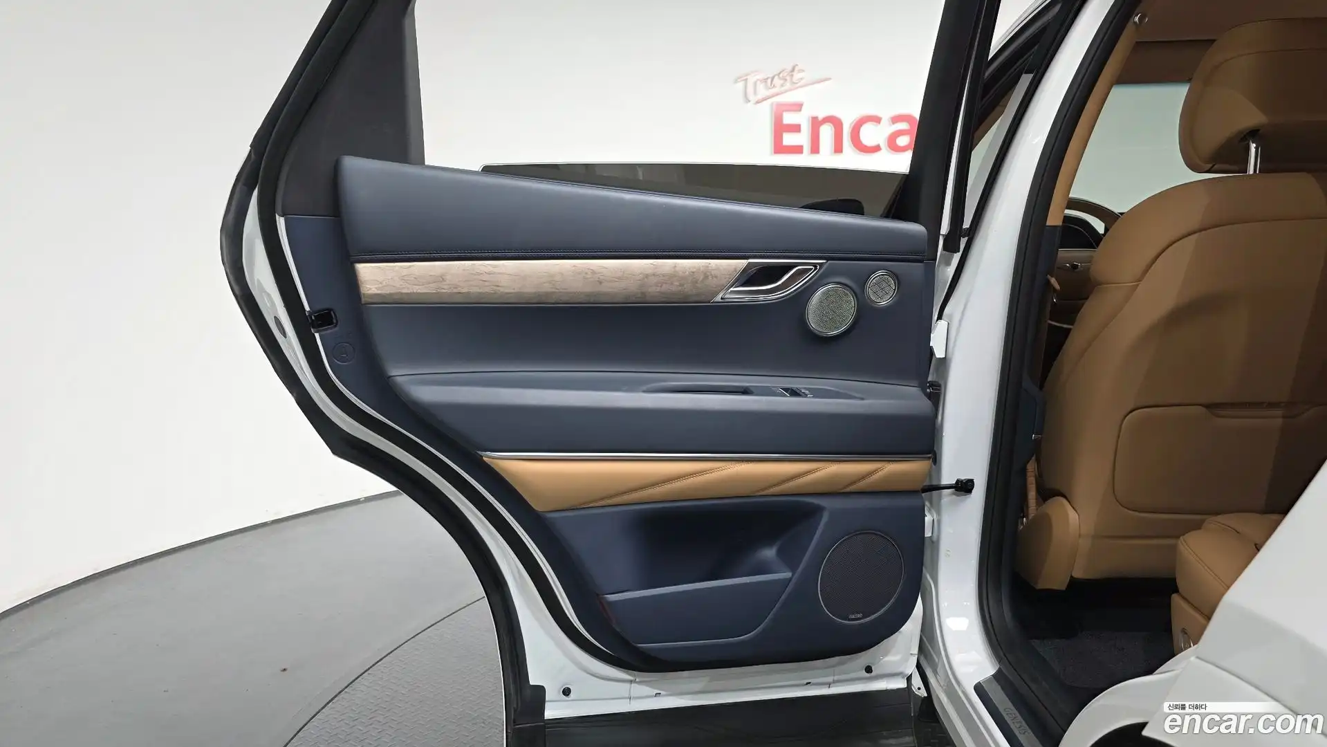 GV80 Genesis 2023.3-INNER-035