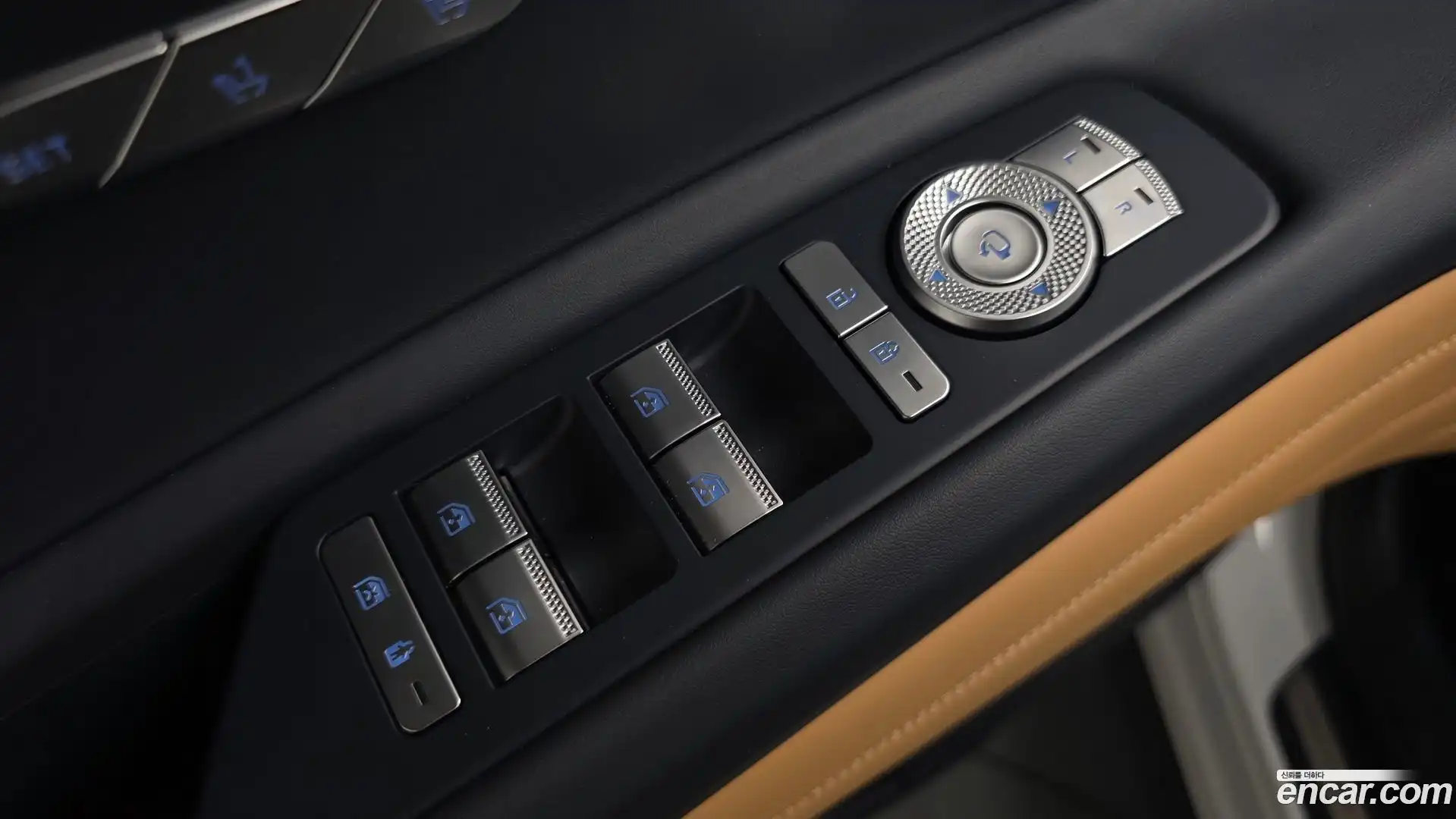 GV80 Genesis 2023.3-OPTION-042