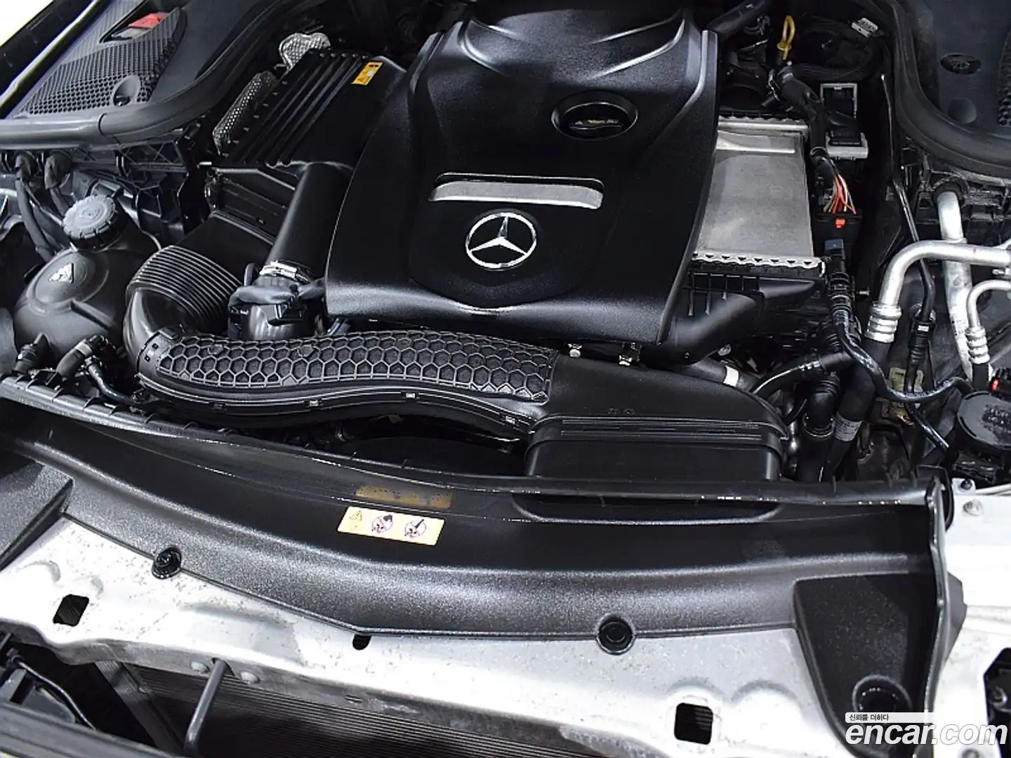 E-Class Mercedes-Benz 2022.2-OPTION-023