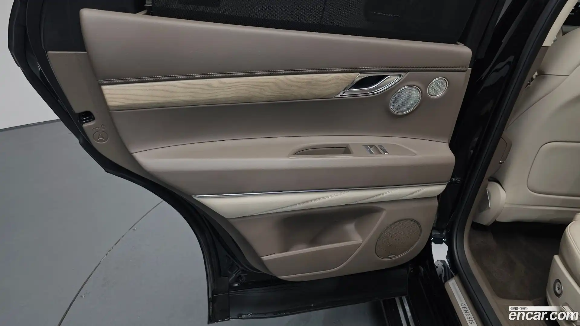 GV80 Genesis 2023.9-INNER-035