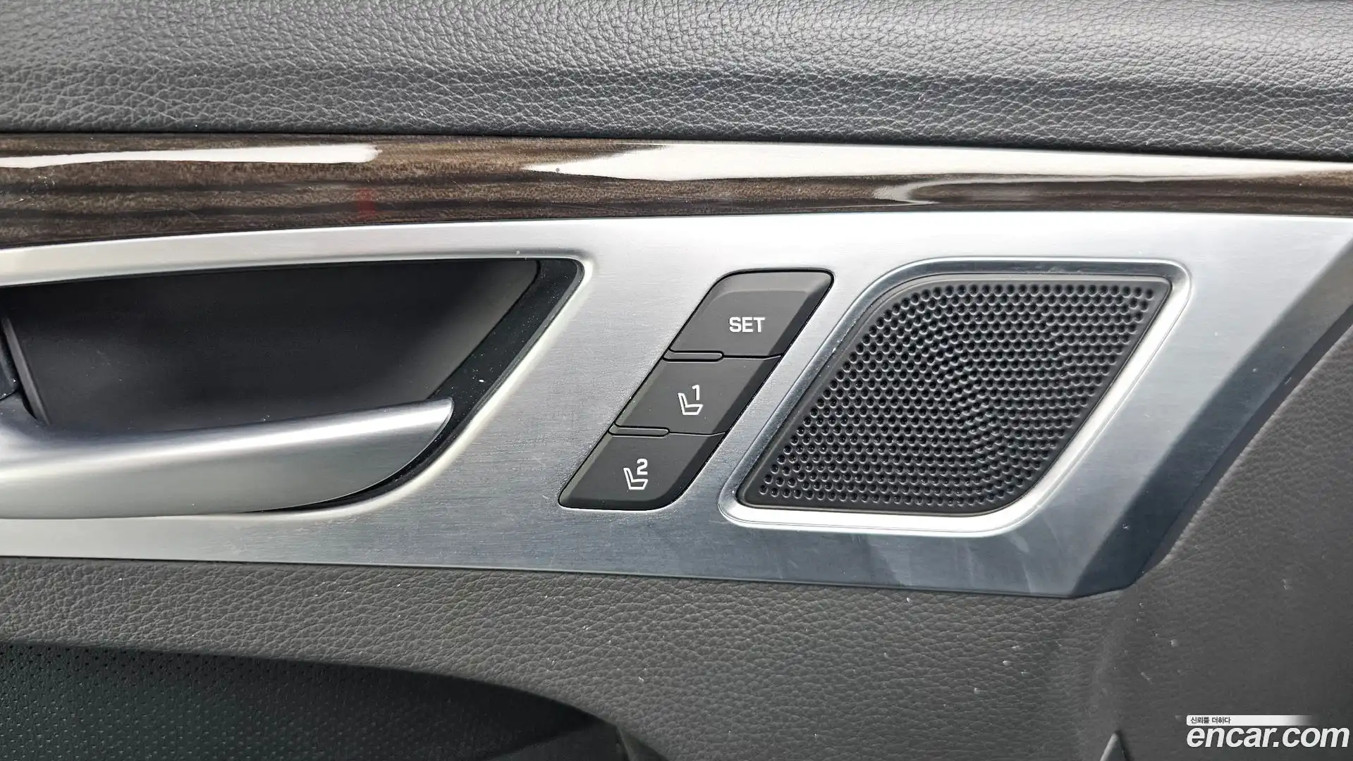 G80 Genesis 2020.0-OPTION-046