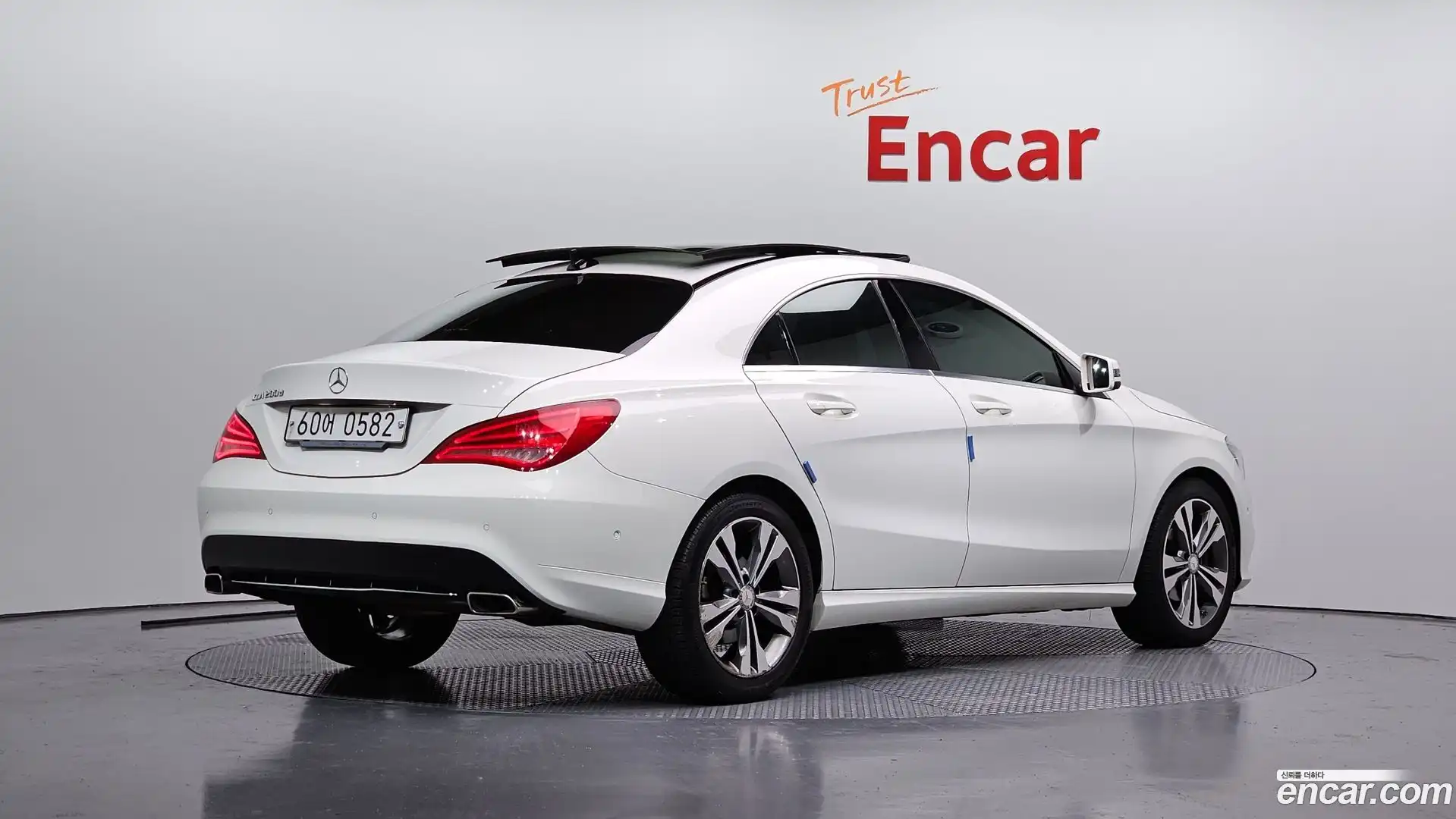 CLA-Class Mercedes-Benz 2016.2-OUTER-002