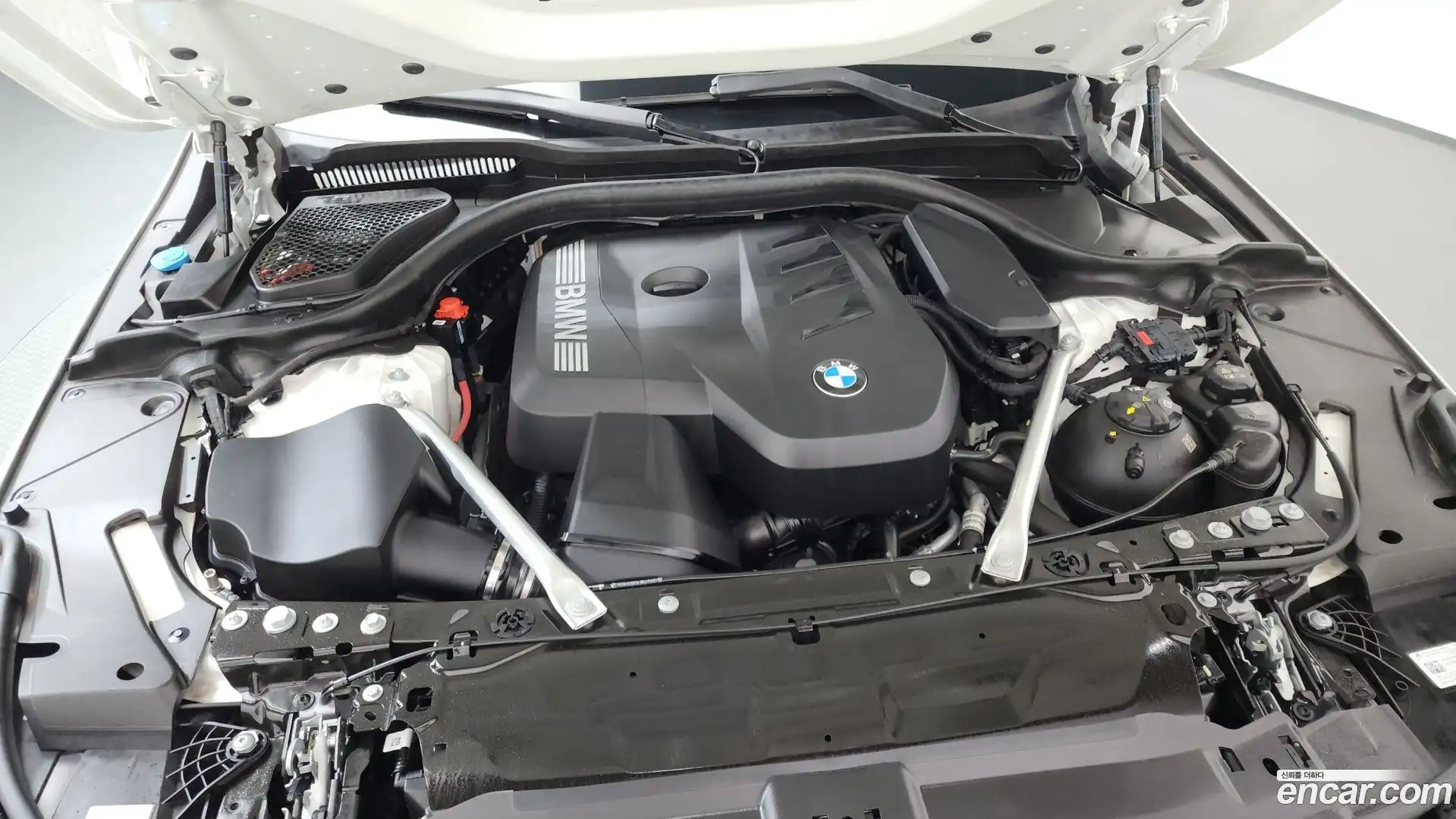 5-Series BMW 2025.0-OUTER-006