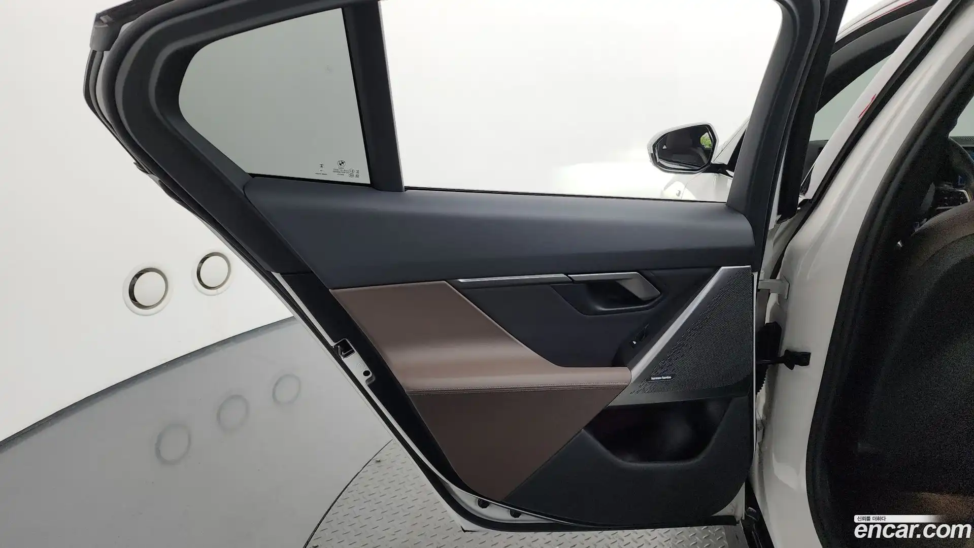 5-Series BMW 2025.0-INNER-035