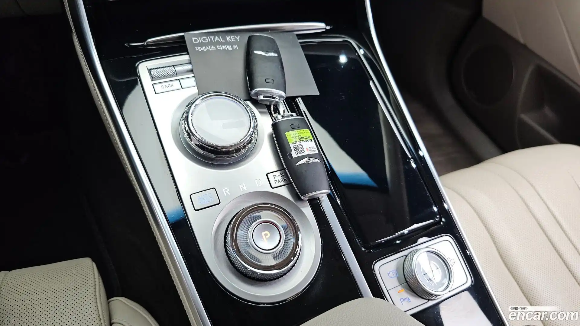 GV80 Genesis 2023.2-INNER-009