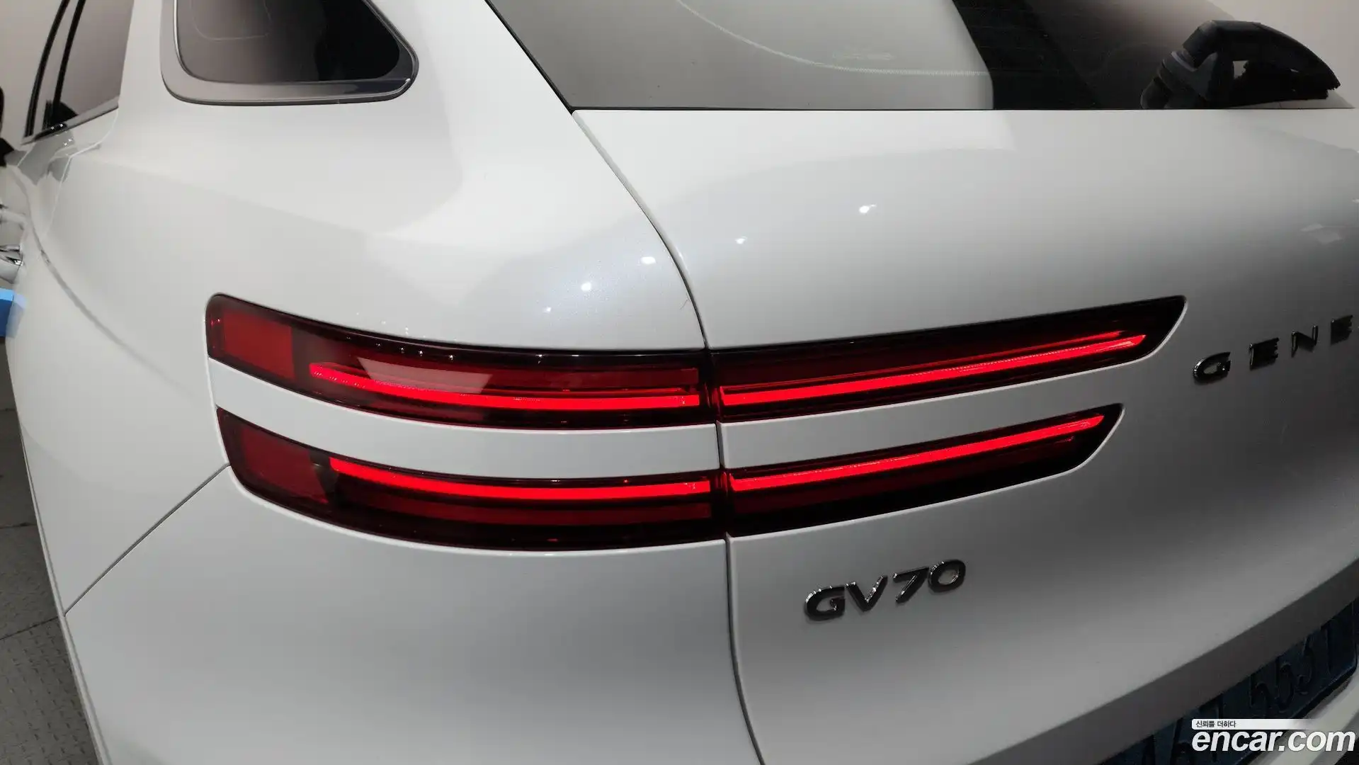 GV70 Genesis 2022.6-OUTER-033