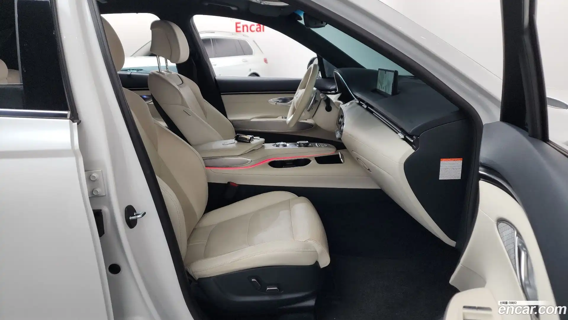 GV70 Genesis 2022.6-INNER-036