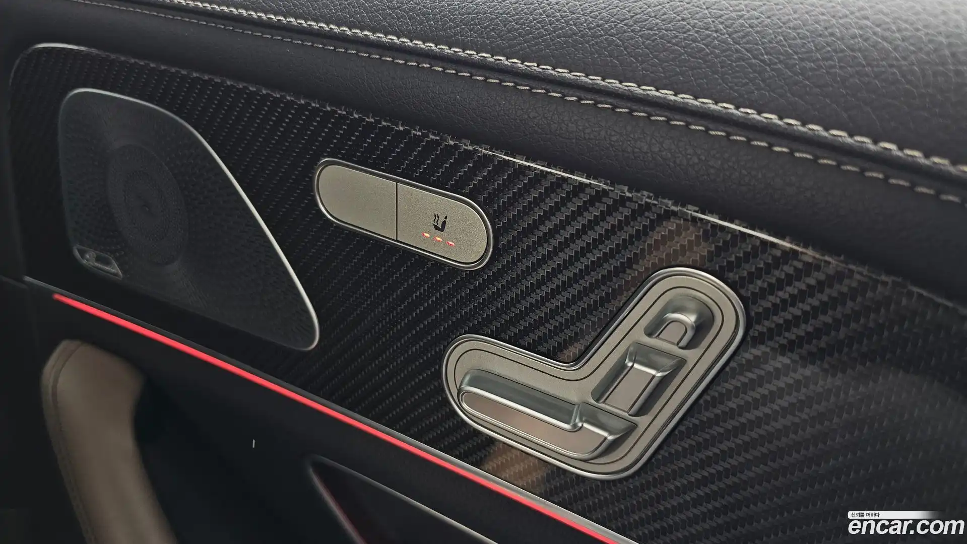 GLE-Class Mercedes-Benz 2020.11-OPTION-023