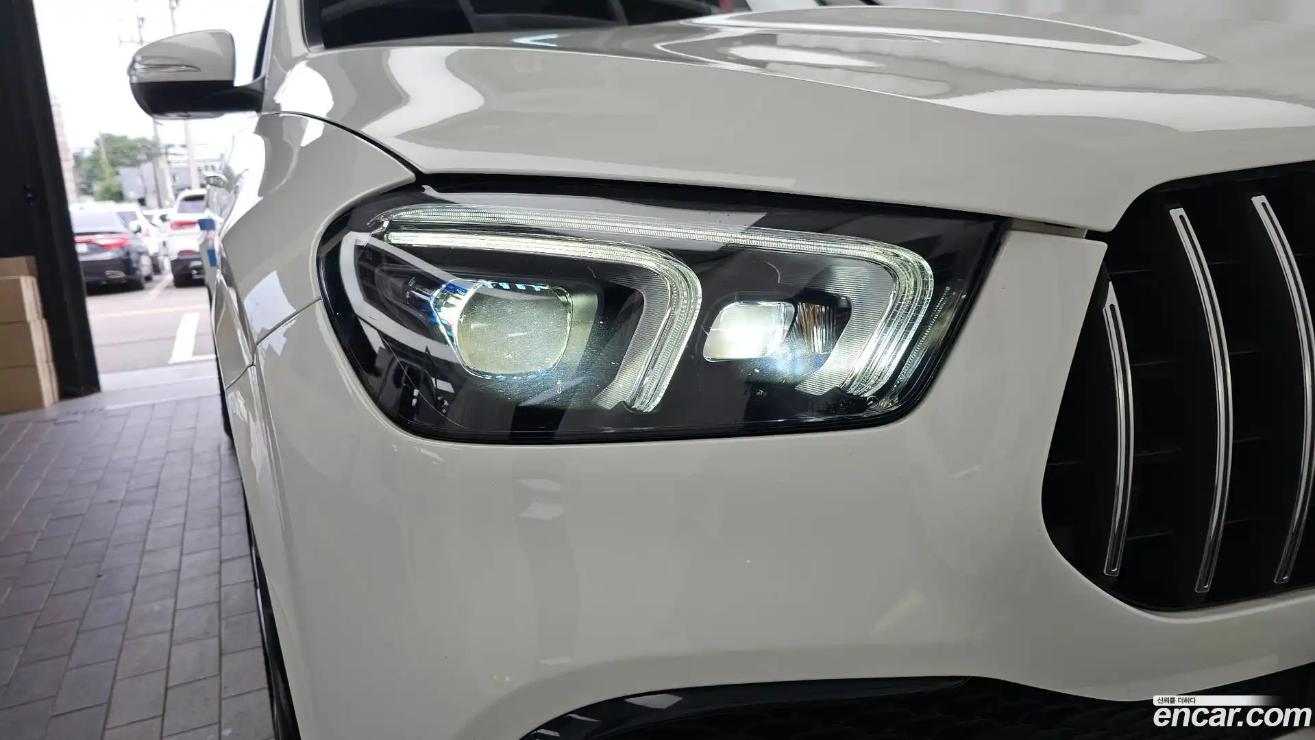 GLE-Class Mercedes-Benz 2020.11-OUTER-032
