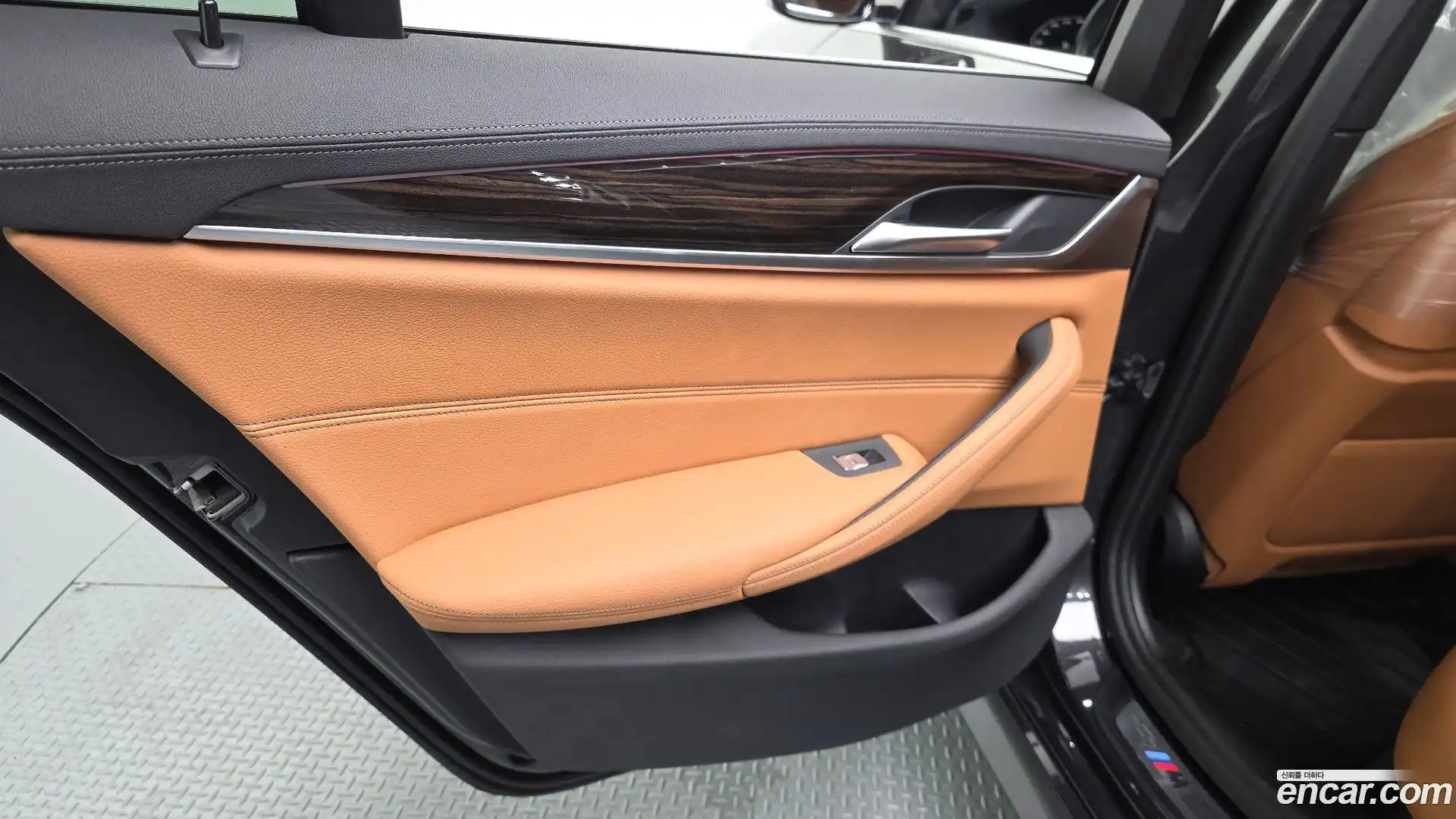 5-Series BMW 2020.10-INNER-035