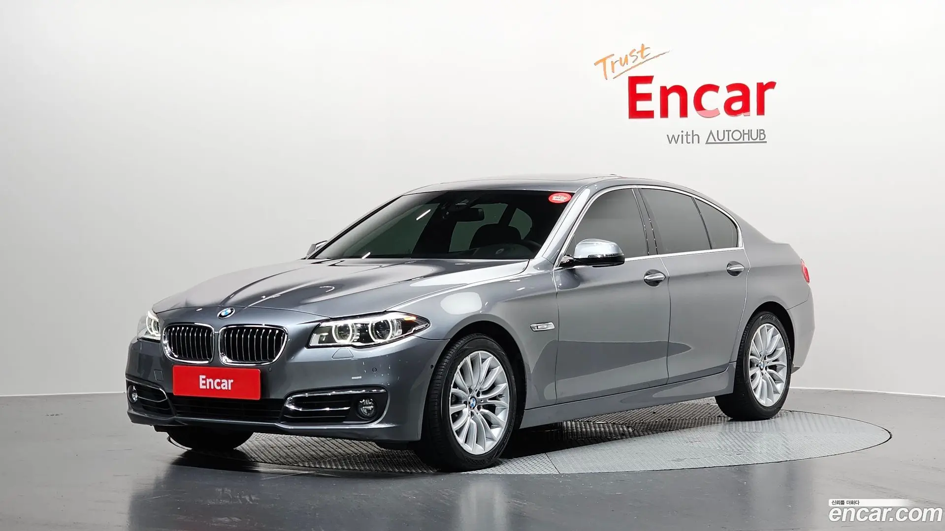 Main__Slider__Photo:5-Series BMW 2016.1-0