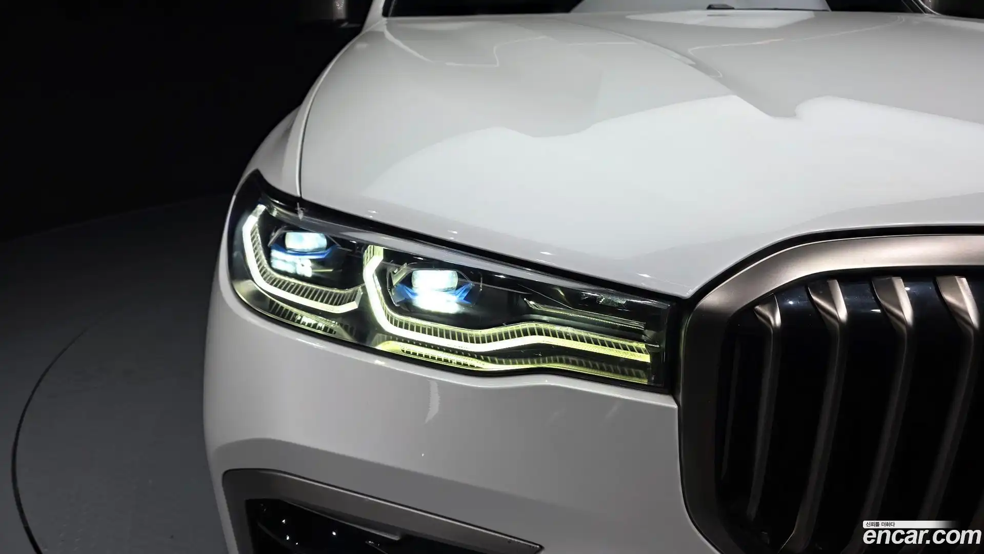 X7 BMW 2021.4-OUTER-032