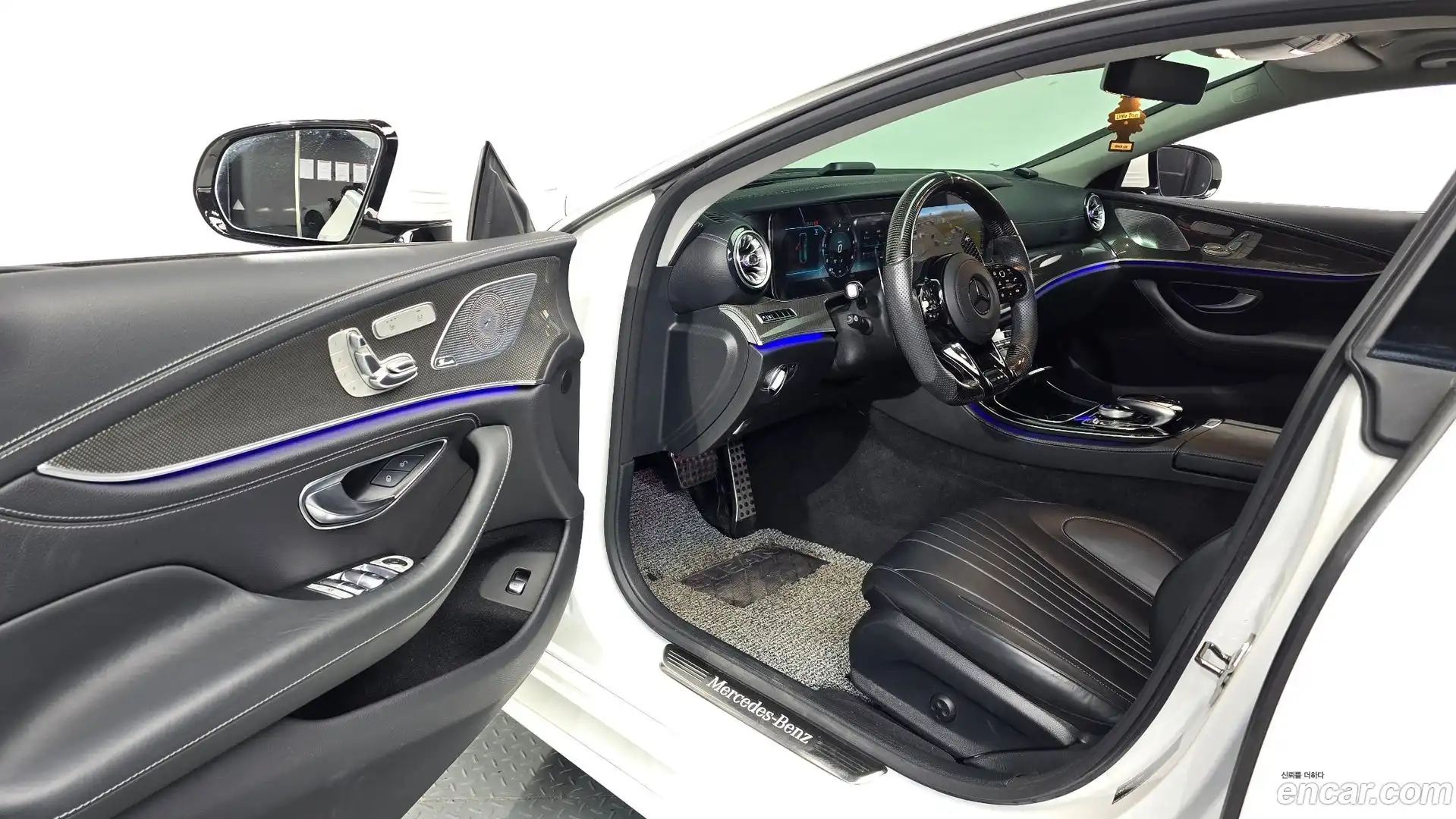 CLS-Class Mercedes-Benz 2019.11-INNER-010
