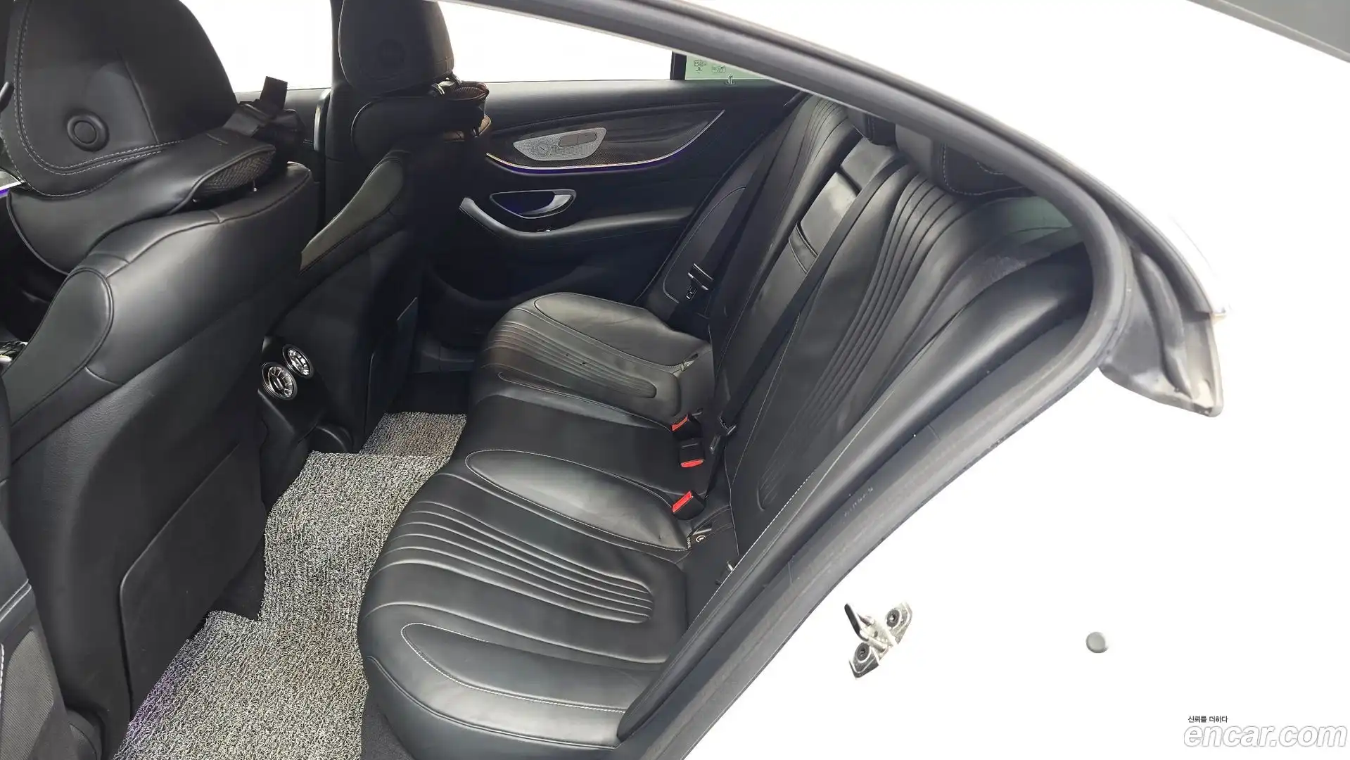 CLS-Class Mercedes-Benz 2019.11-OPTION-015