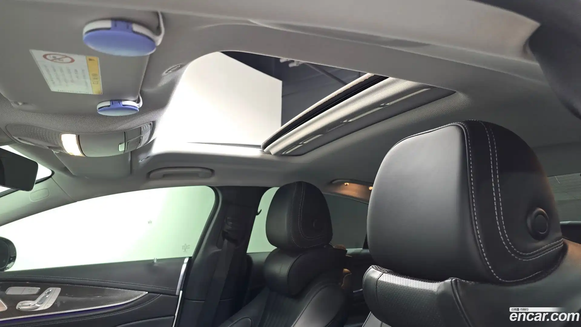 CLS-Class Mercedes-Benz 2019.11-OPTION-020