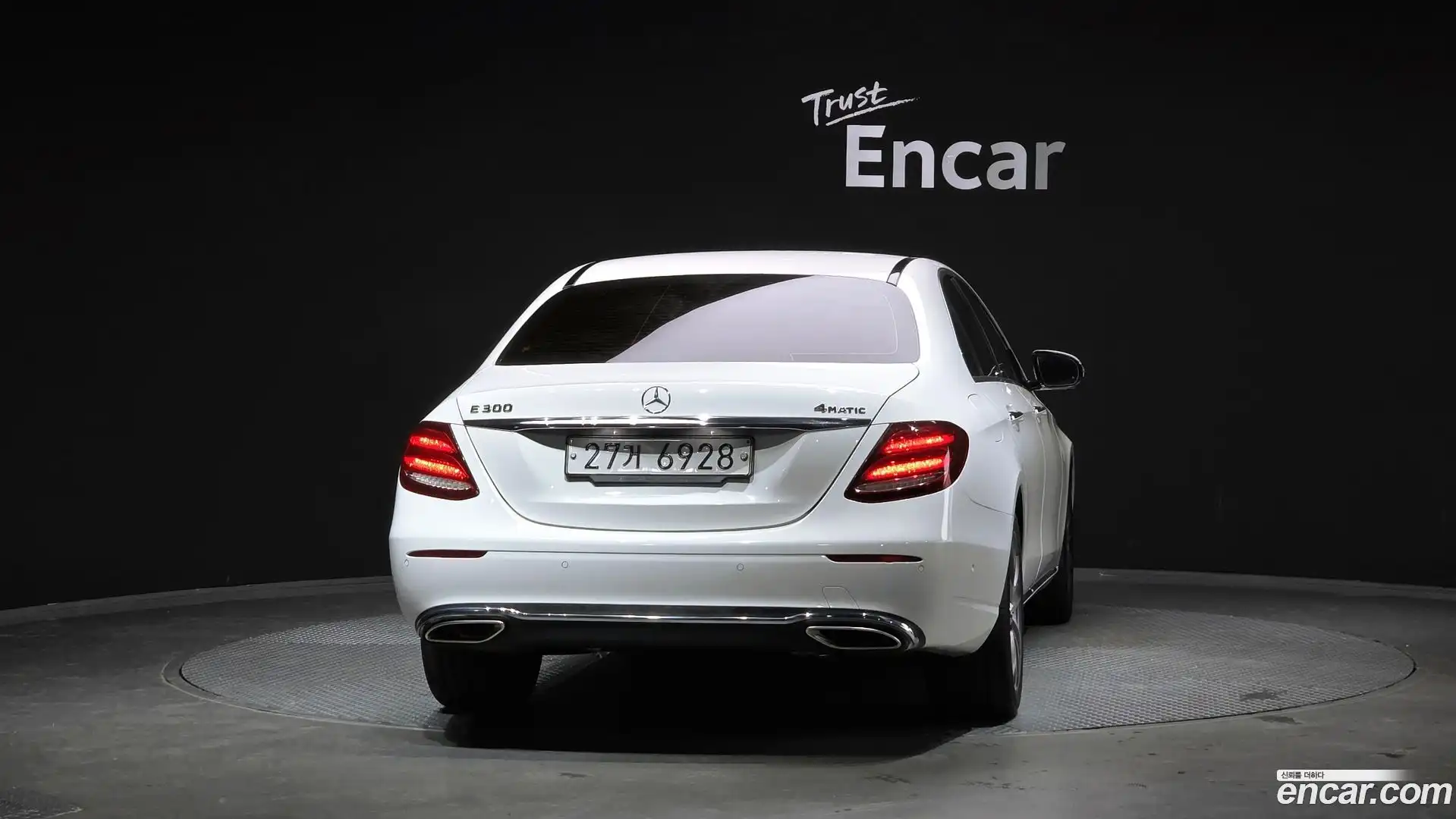 E-Class Mercedes-Benz 2019.6-OUTER-004