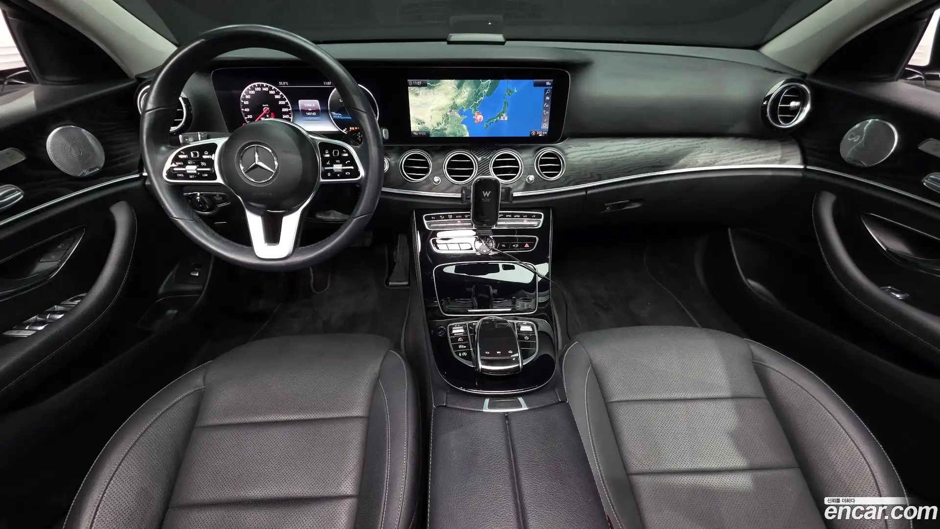 E-Class Mercedes-Benz 2019.6-INNER-007