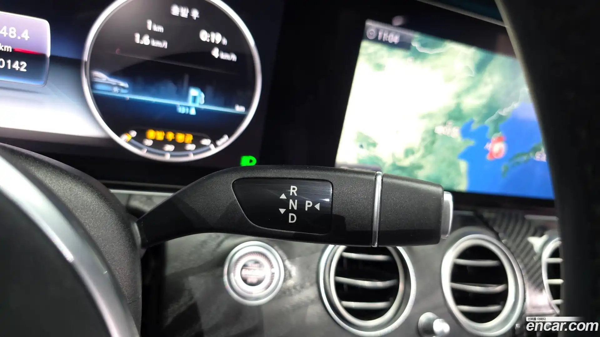 E-Class Mercedes-Benz 2019.6-INNER-009
