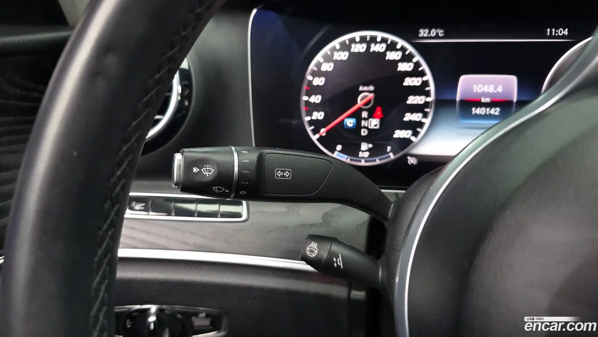 E-Class Mercedes-Benz 2019.6-OPTION-023