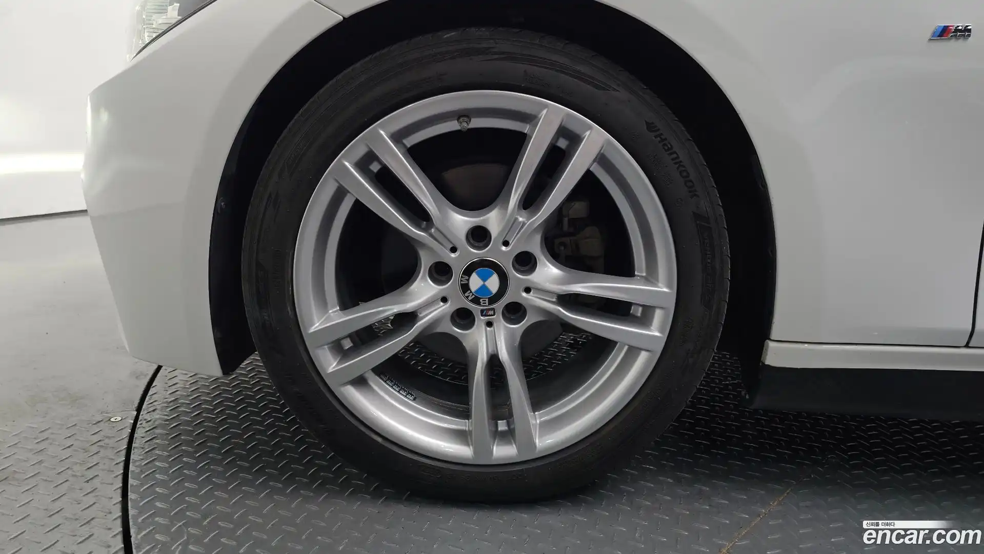 3-Series BMW 2018.7-OUTER-005