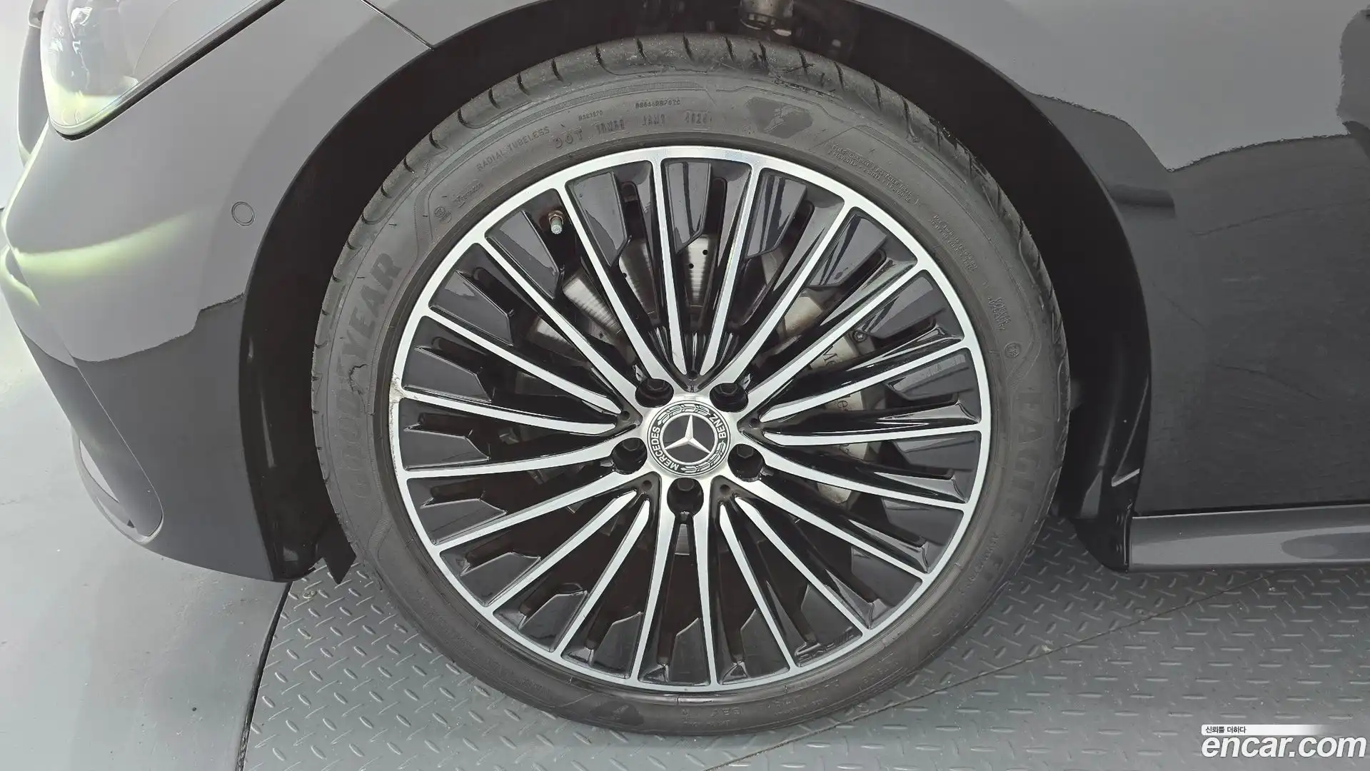 CLE-Class Mercedes-Benz 2025.3-OUTER-005