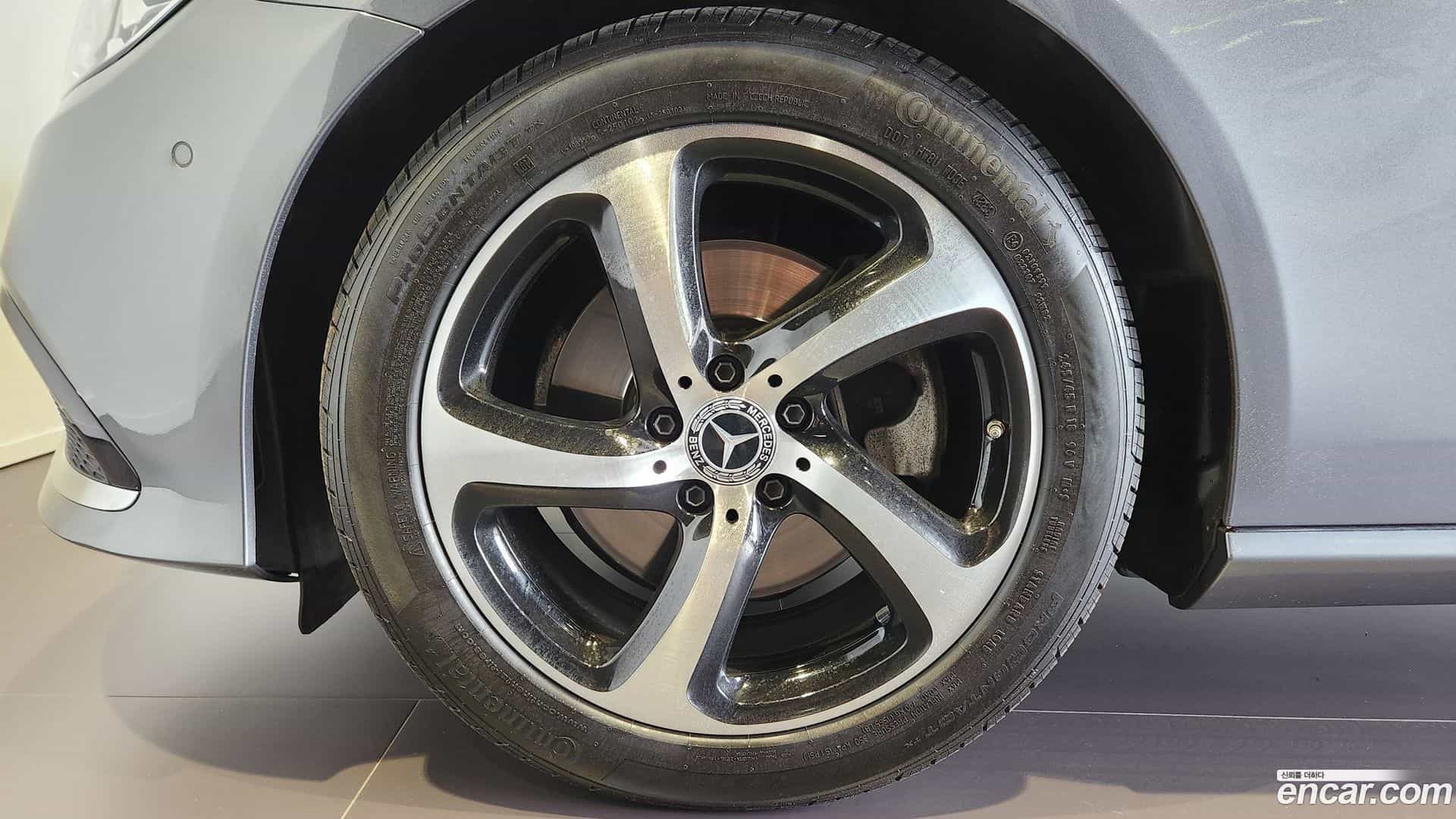 E-Class Mercedes-Benz 2020.11-OUTER-005