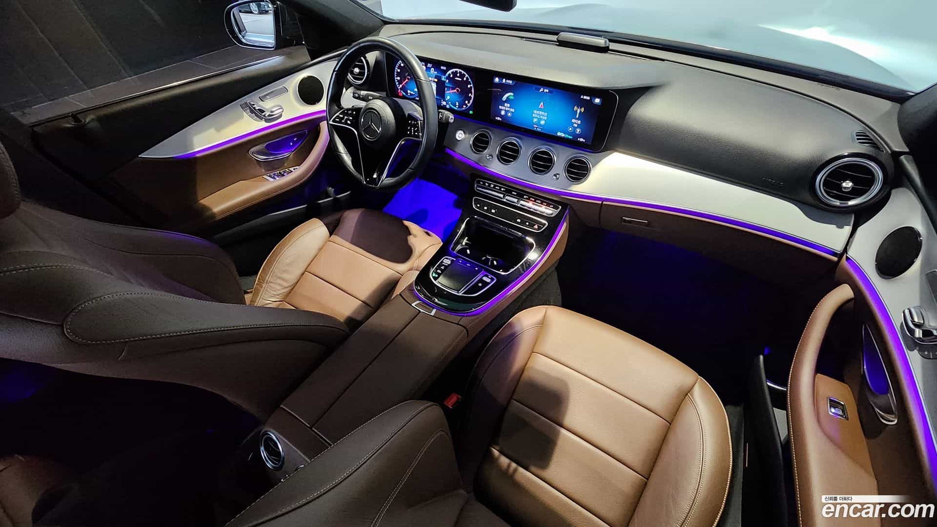 E-Class Mercedes-Benz 2020.11-OPTION-017