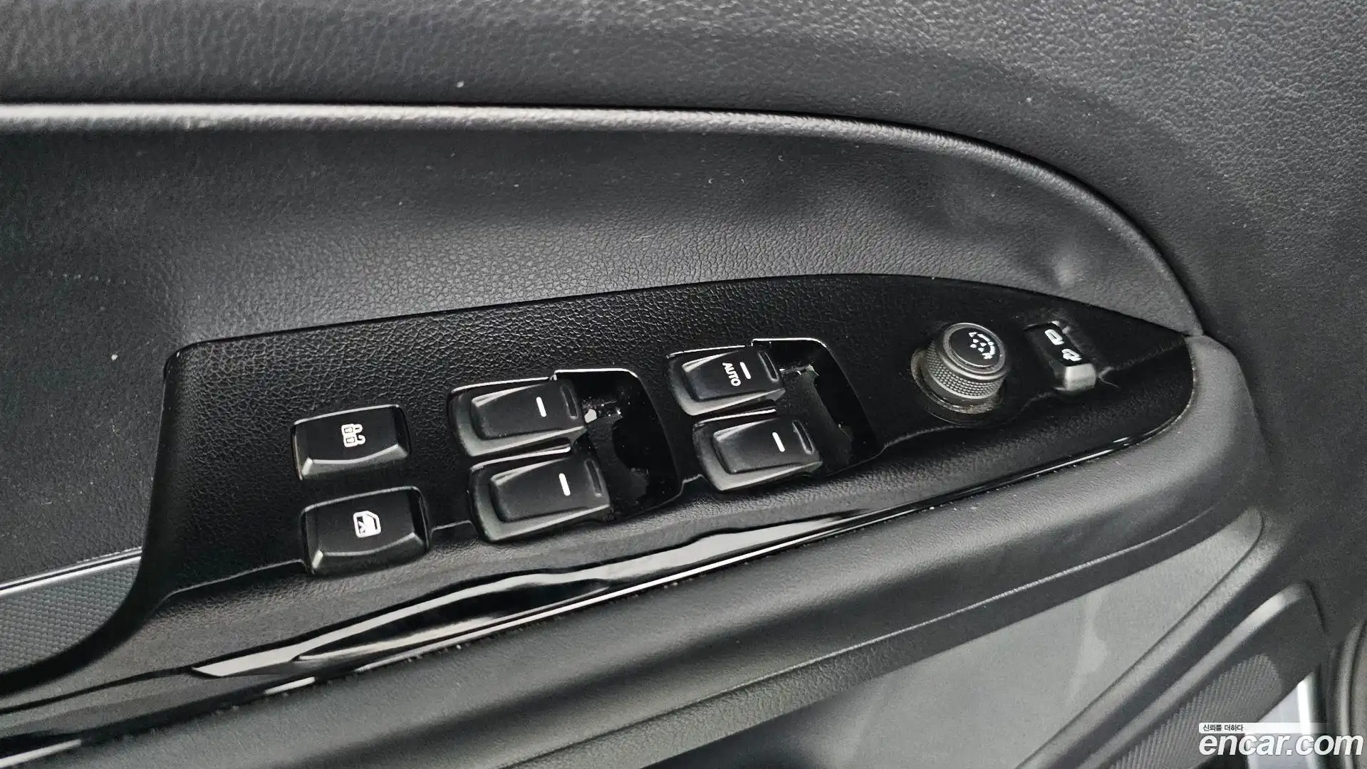 Rexton KG Mobility 2023.8-OPTION-040