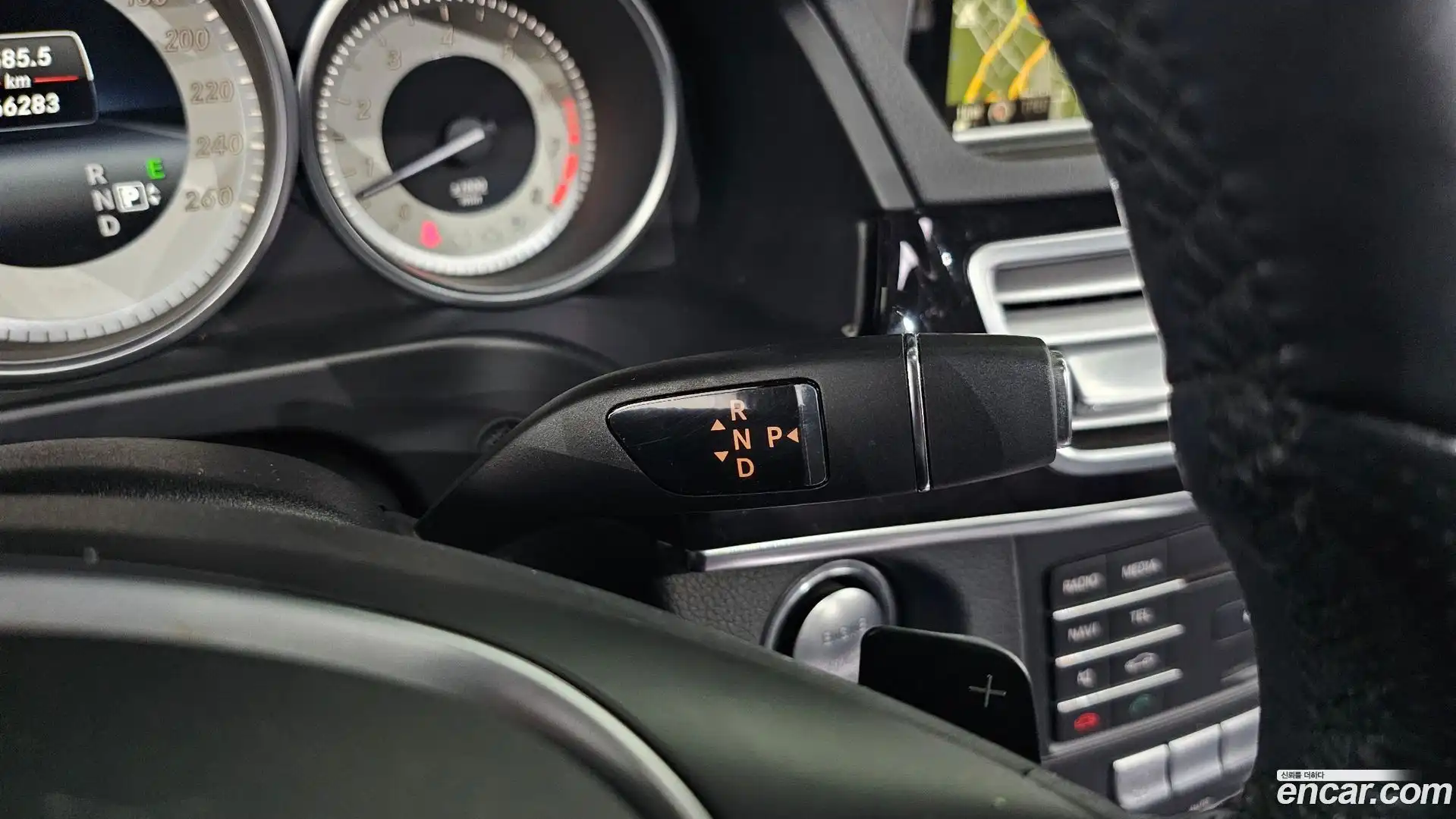 E-Class Mercedes-Benz 2015.11-INNER-009