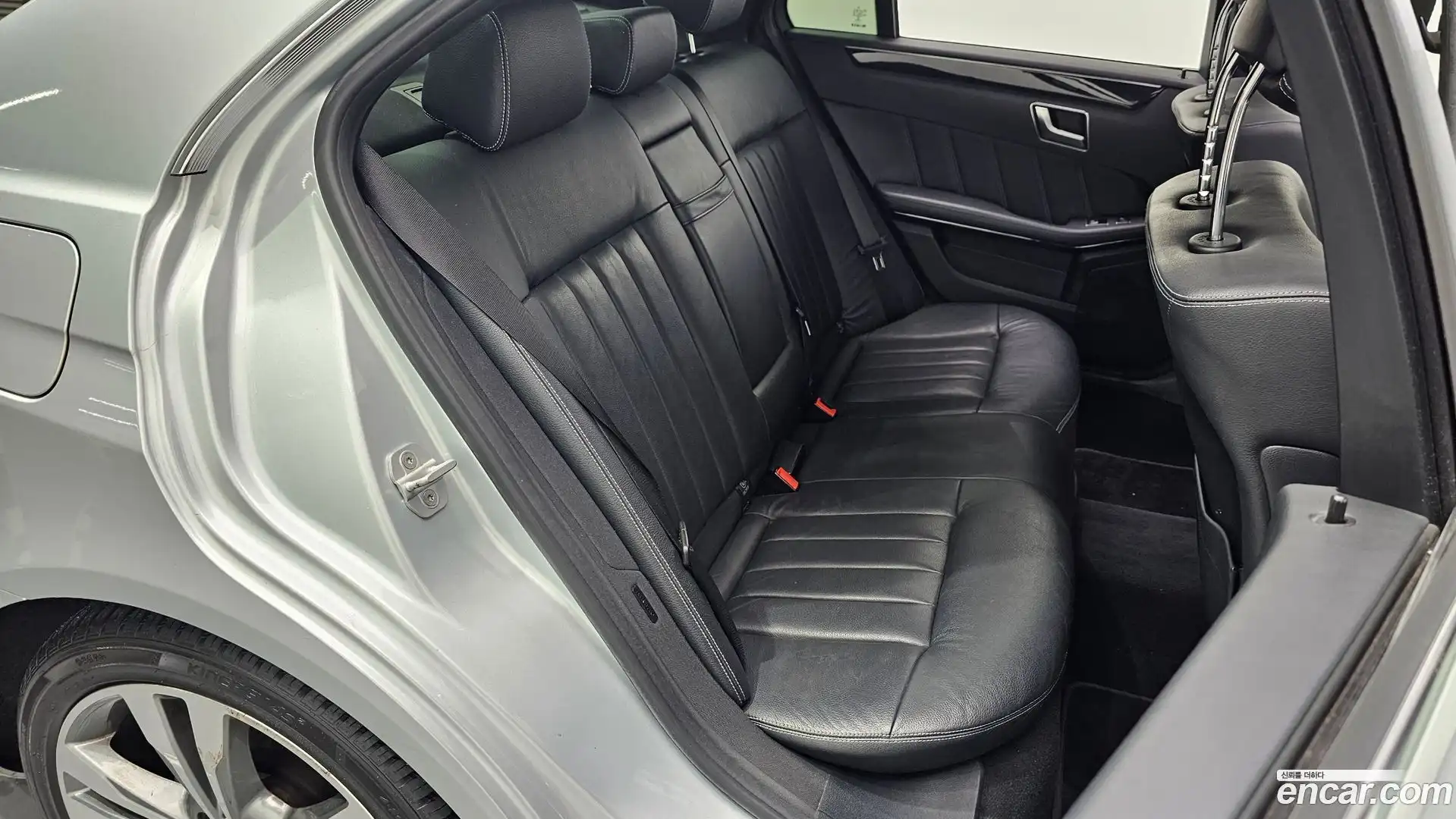 E-Class Mercedes-Benz 2015.11-OPTION-015