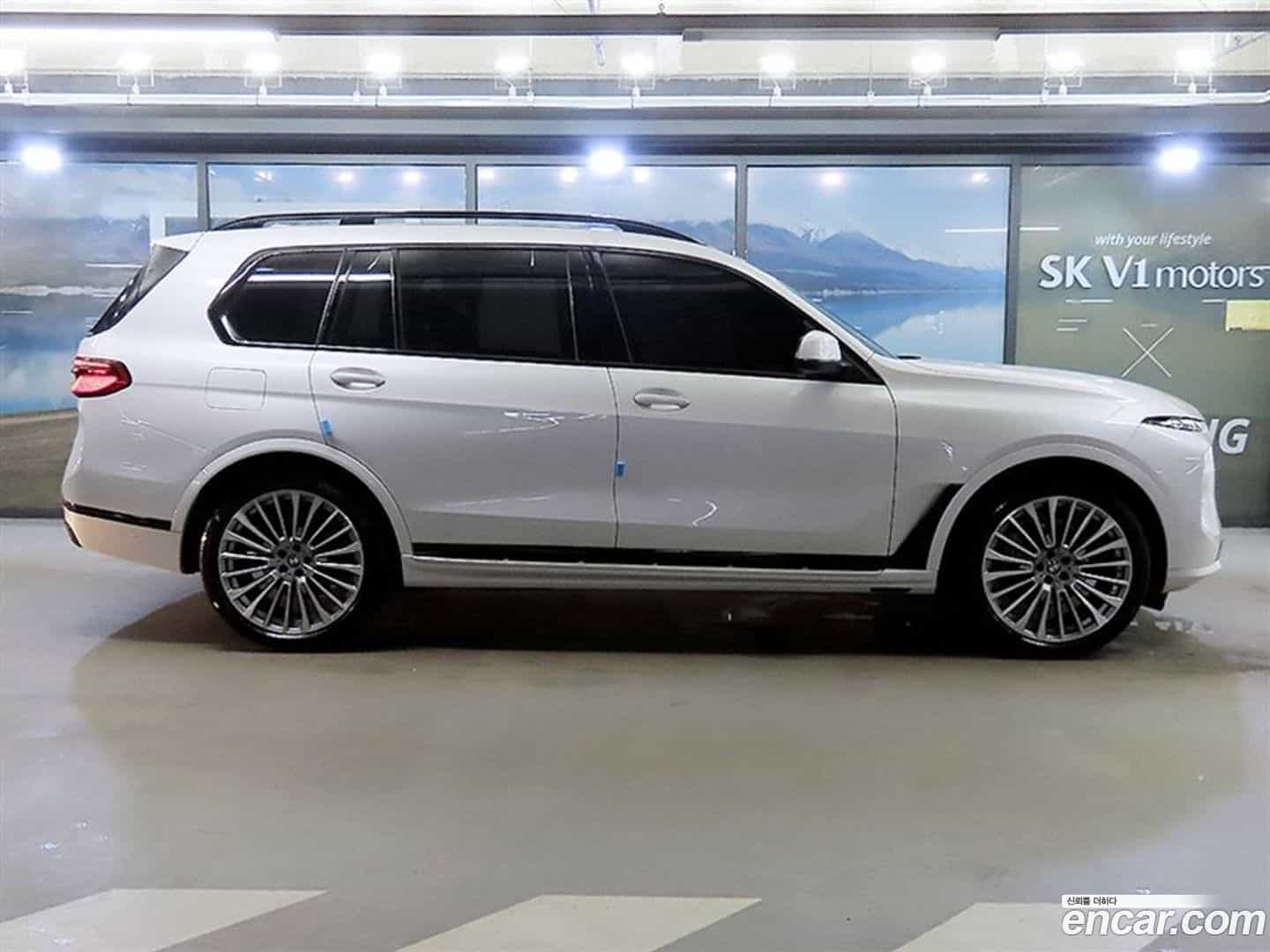 X7 BMW 2023.9-OUTER-003