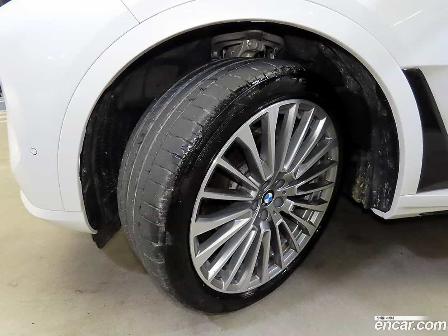 X7 BMW 2023.9-OPTION-024