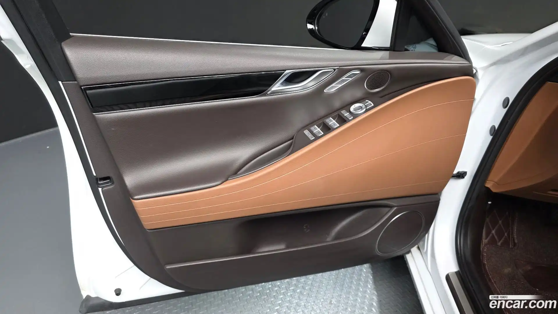 G80 Genesis 2020.8-INNER-034