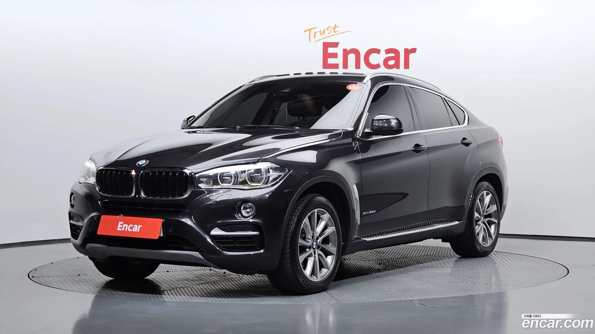 Main__Slider__Photo:X6 BMW 2015.7-0
