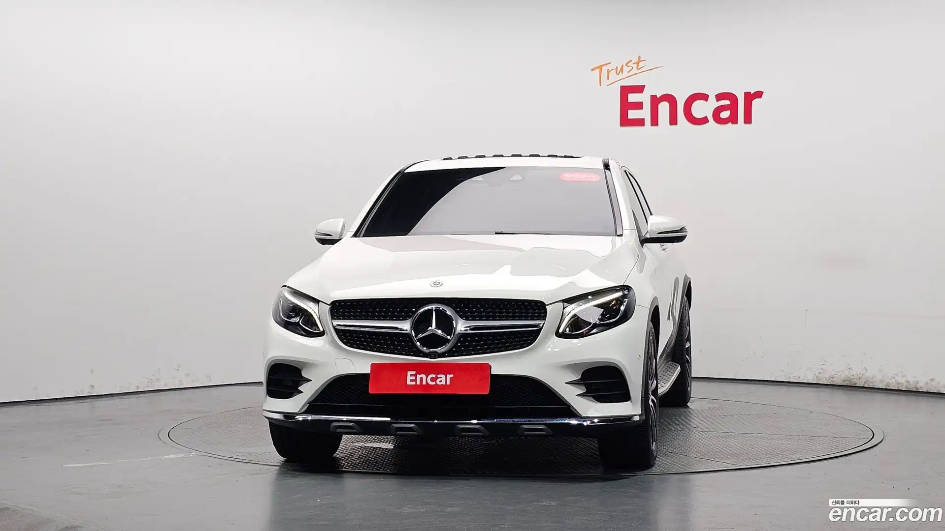 GLC-Class Mercedes-Benz 2018.5-OUTER-003