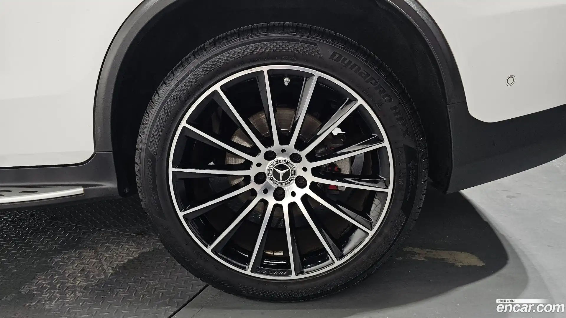 GLC-Class Mercedes-Benz 2018.5-OUTER-031