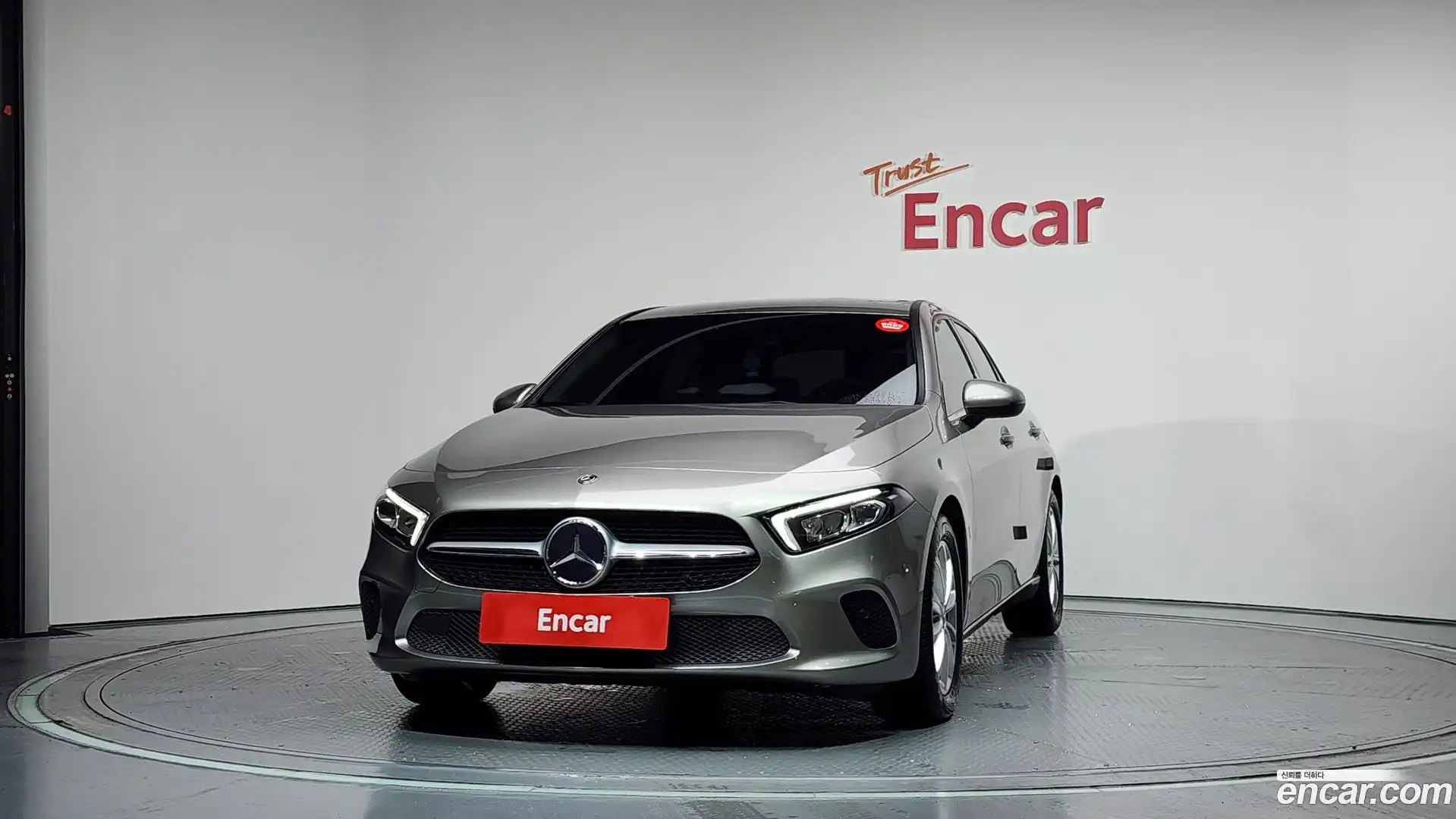 A-Class Mercedes-Benz 2019.10-OUTER-003