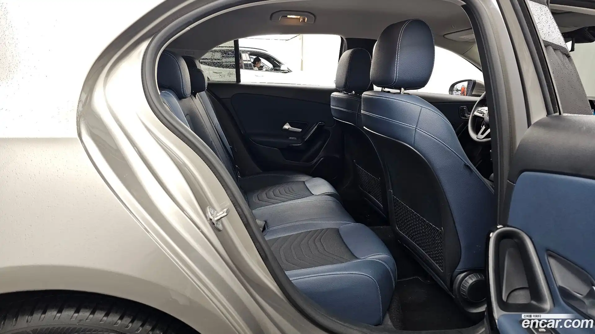 A-Class Mercedes-Benz 2019.10-OPTION-016