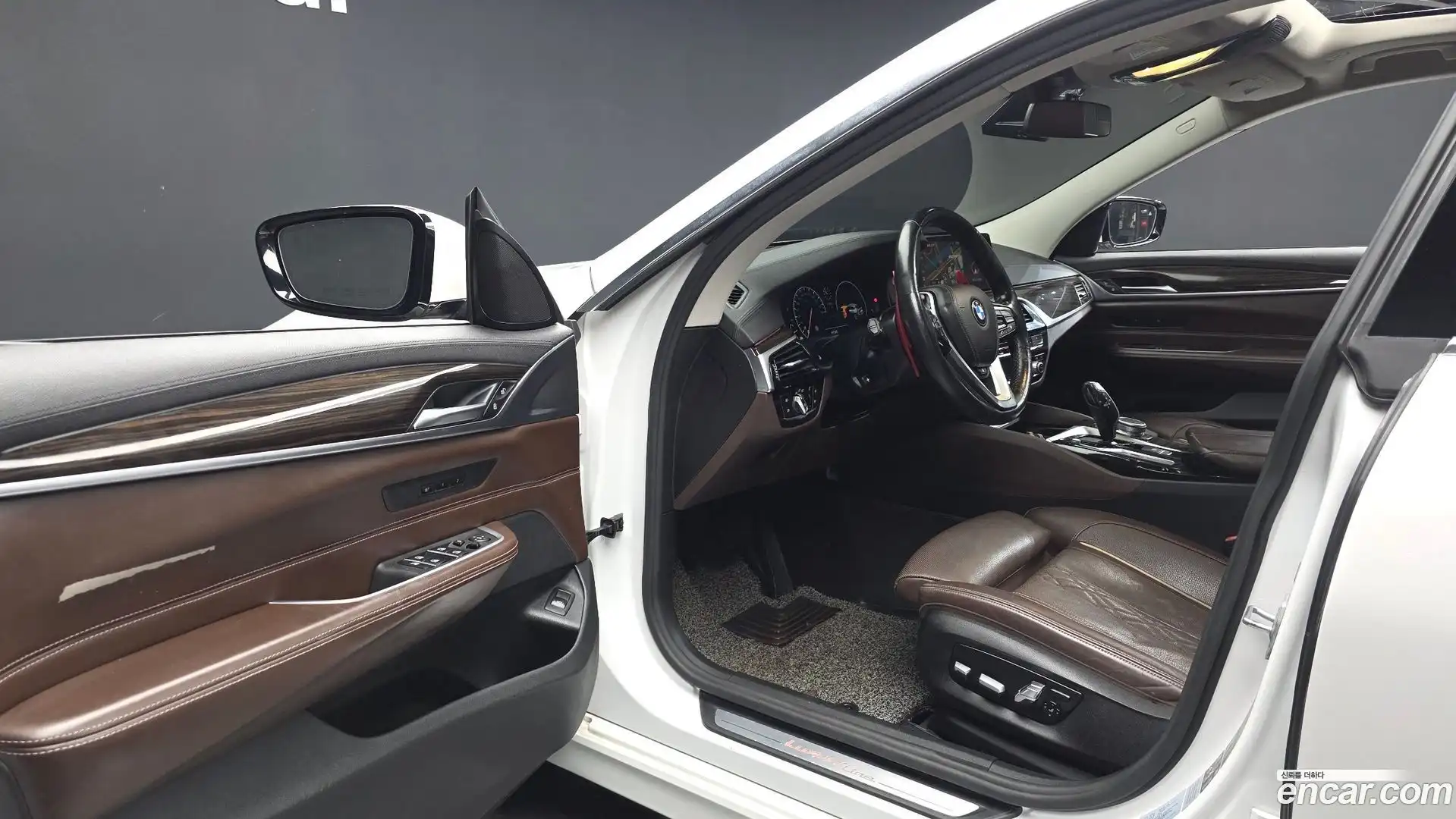 Gran Turismo BMW 2019.5-INNER-010