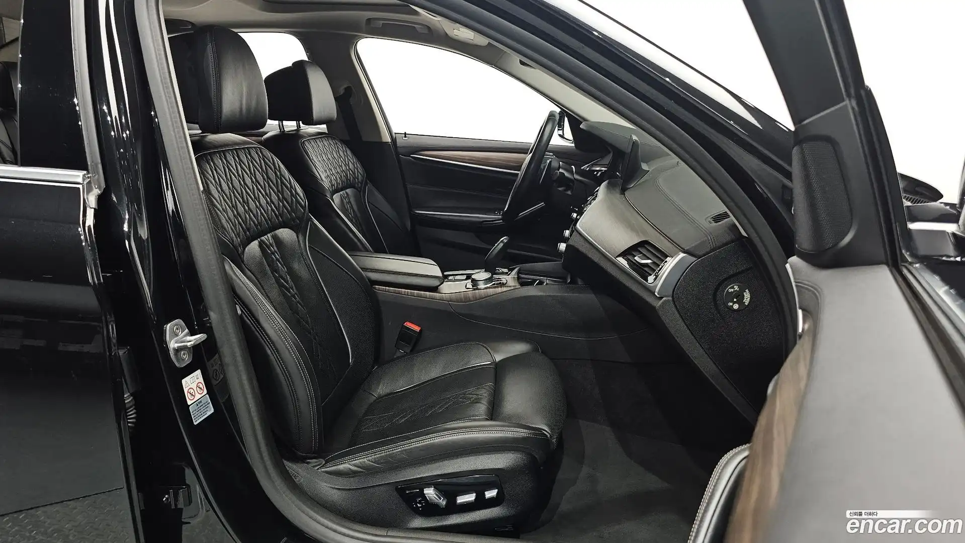 5-Series BMW 2019.7-INNER-010